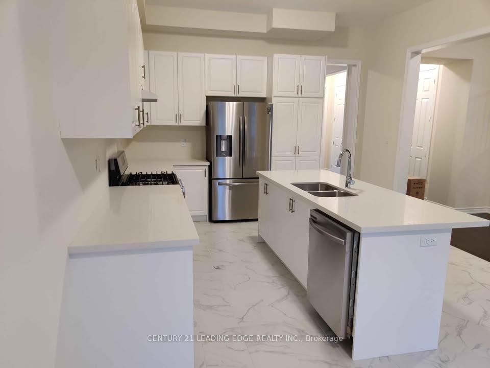 237 Danny Wheeler Boulevard, Georgina — photo 3 of 5
