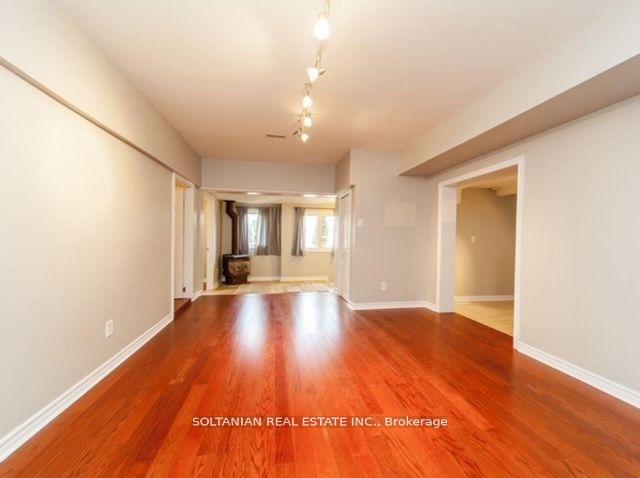 257 Parkwood Avenue, Georgina — photo 4 of 5