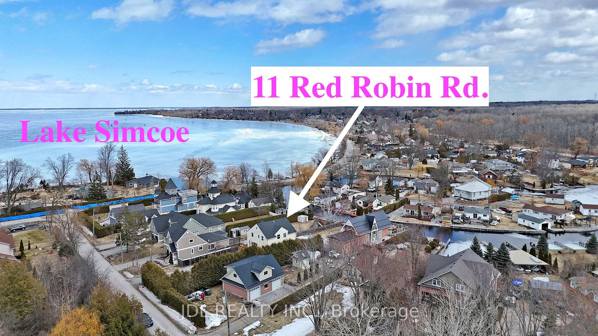 11 Red Robin Road, Georgina — photo 3 of 5