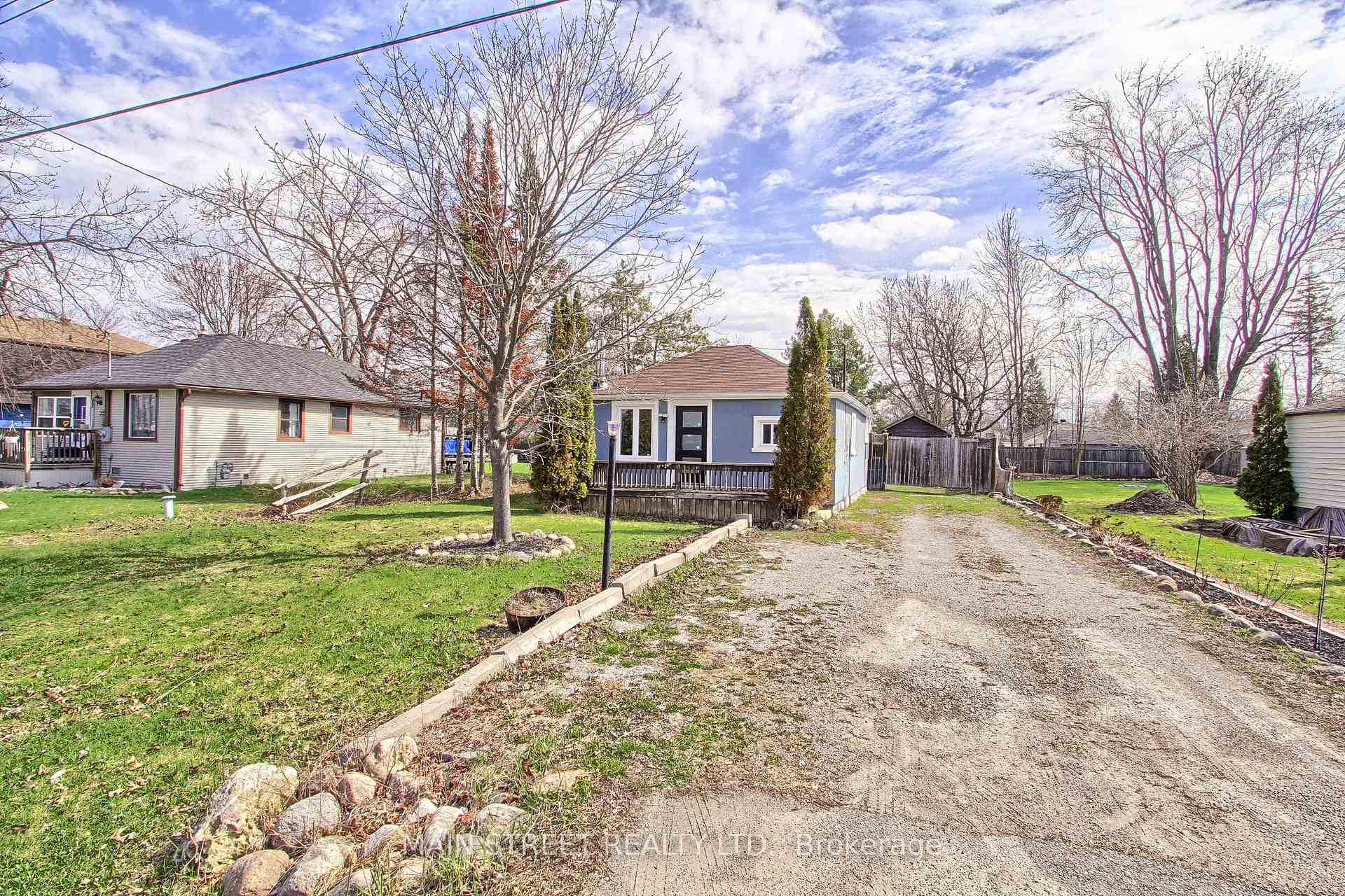 127 Woodfield Drive N, Georgina, ON L0E 1N0 — Georgina, Ontario