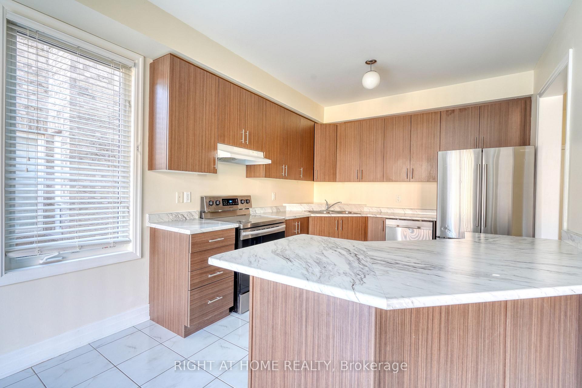17 Mercury Avenue, Georgina — photo 5 of 5
