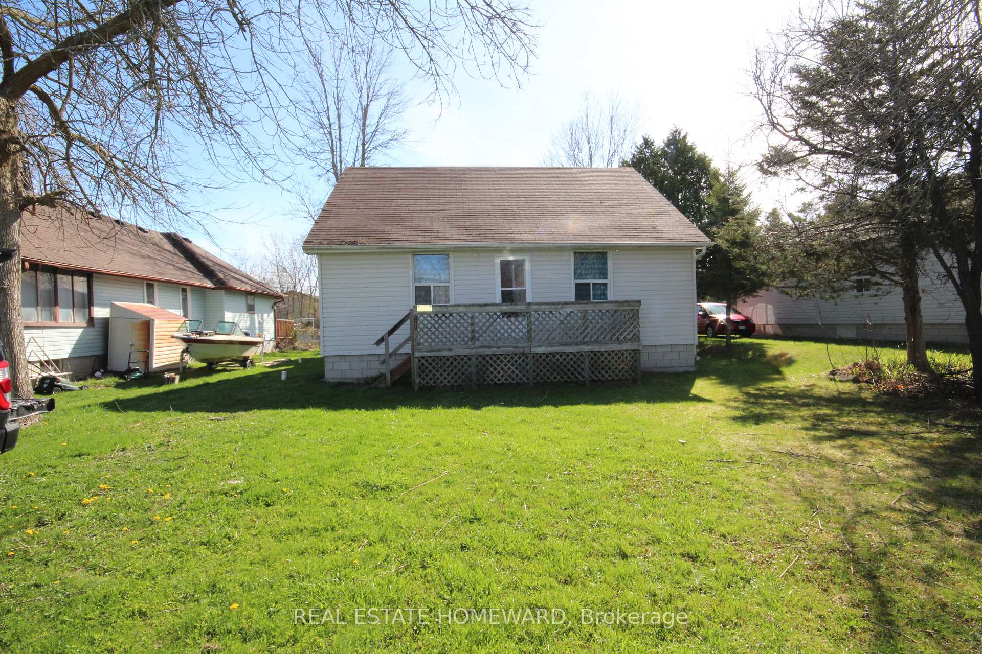 27125 Woodbine Avenue, Georgina — photo 2 of 5