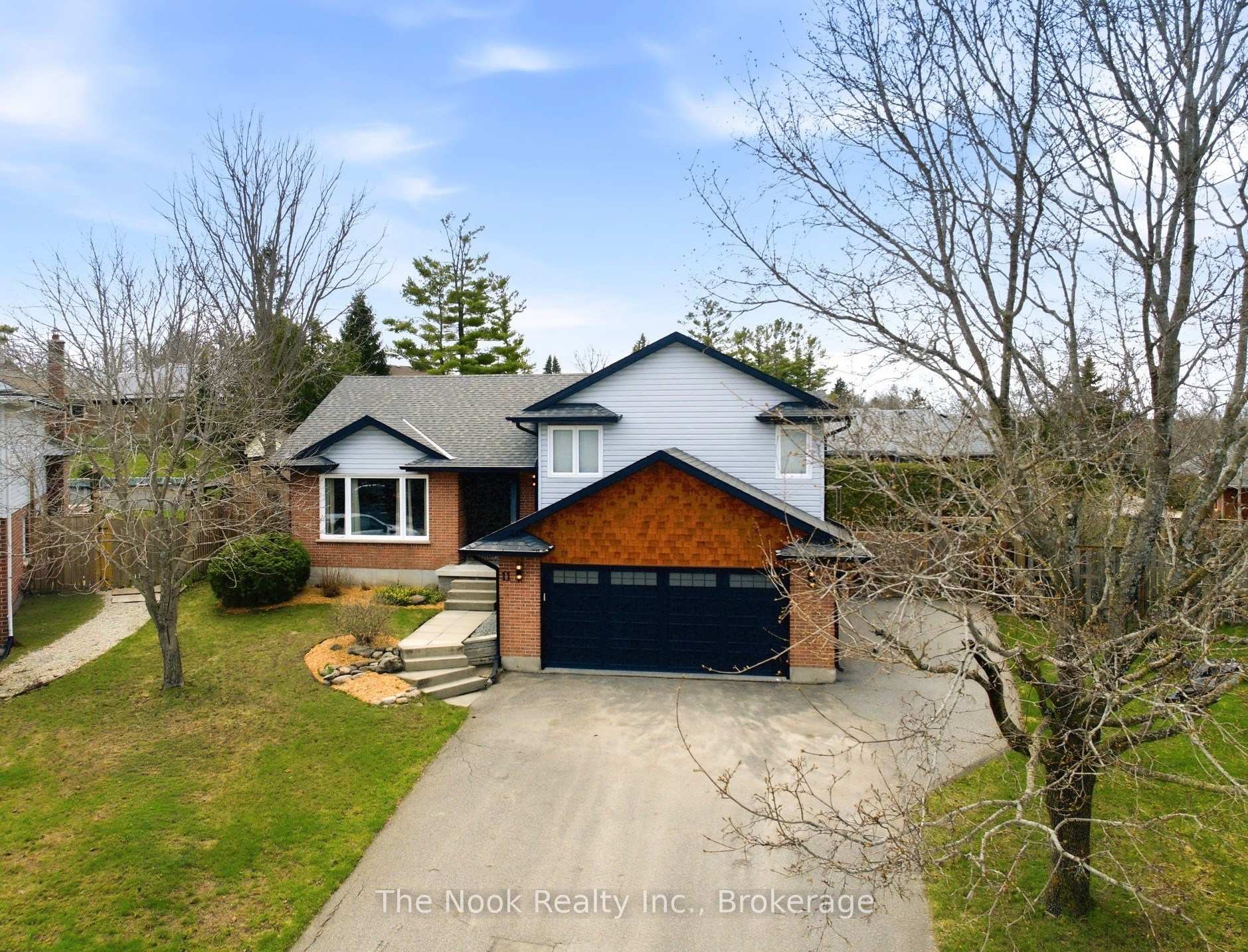 11 Lynn Crescent, Brock — photo 3 of 5