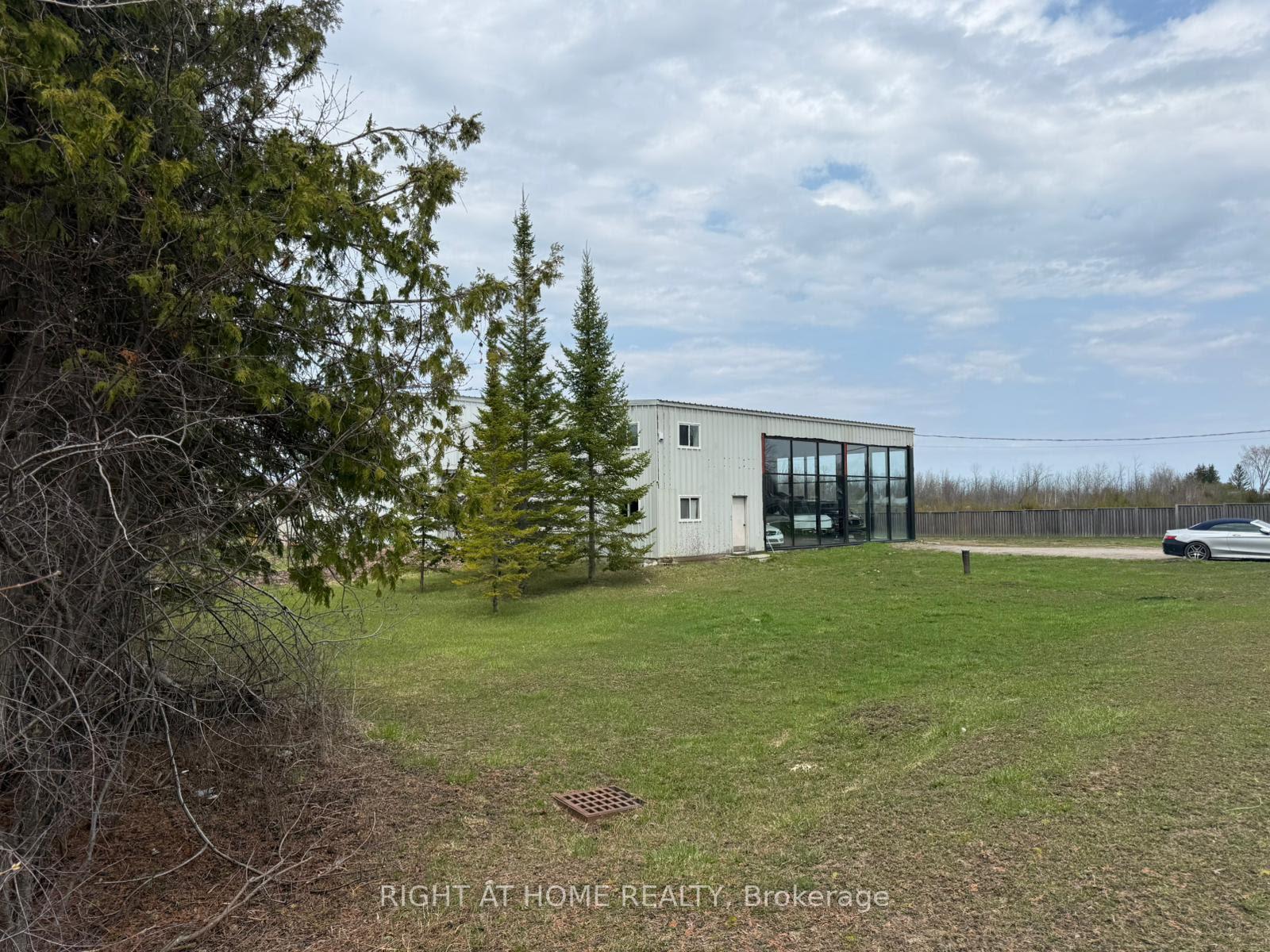 4988 Baseline Road, Georgina — photo 5 of 5