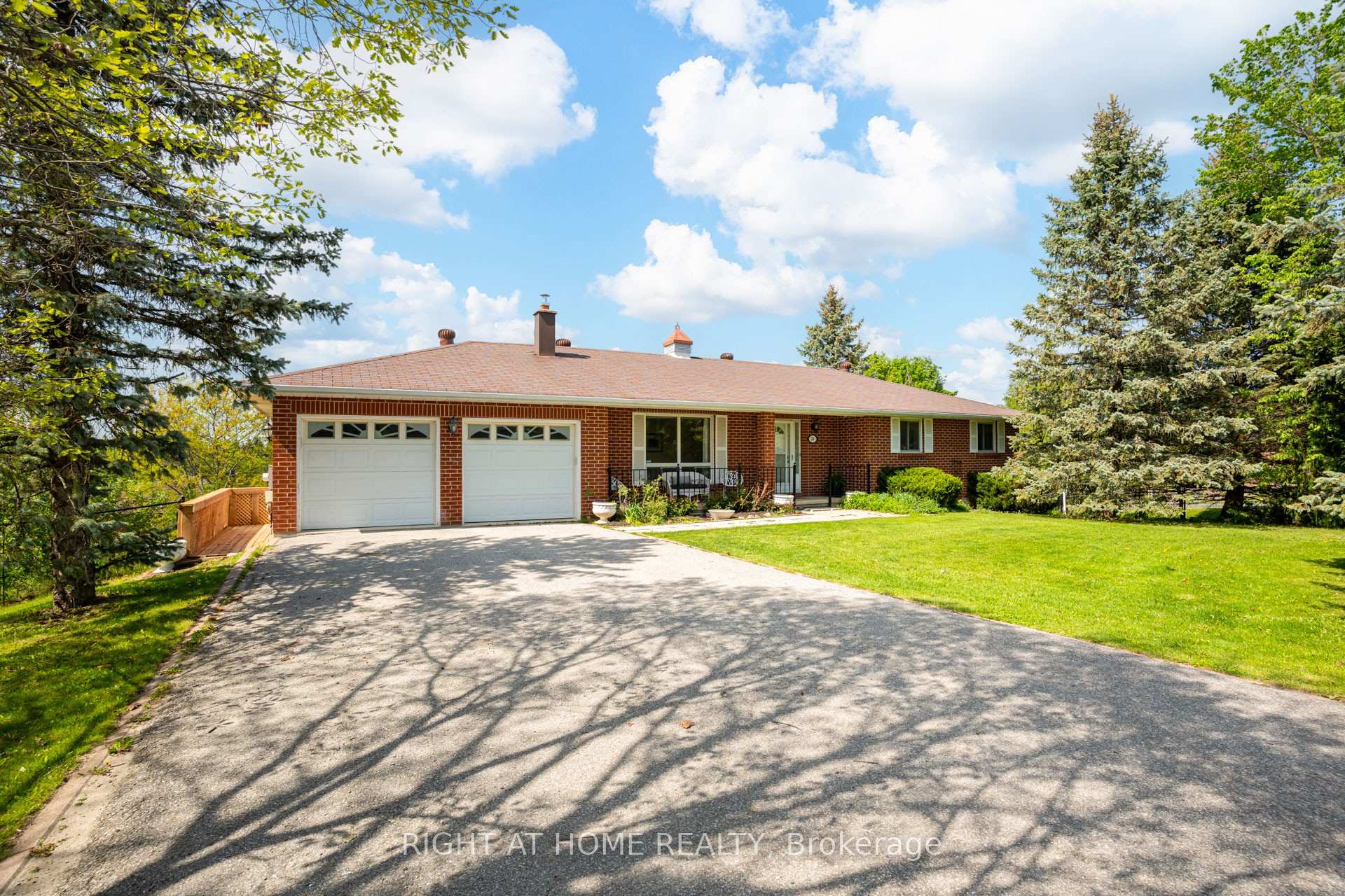 24 Joseph Street, Adjala-Tosorontio, ON L0G 1L0 — Adjala-Tosorontio, Ontario