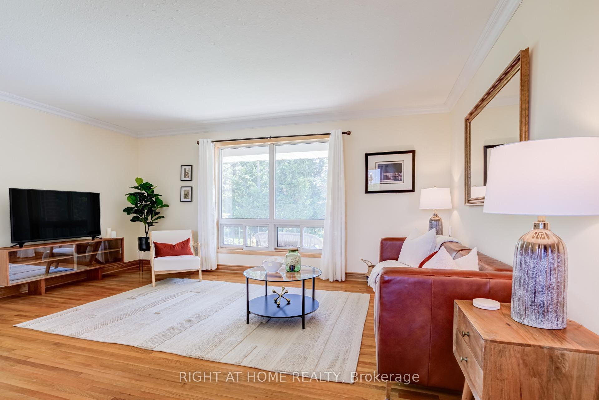 24 Joseph Street, Adjala-Tosorontio — photo 3 of 5
