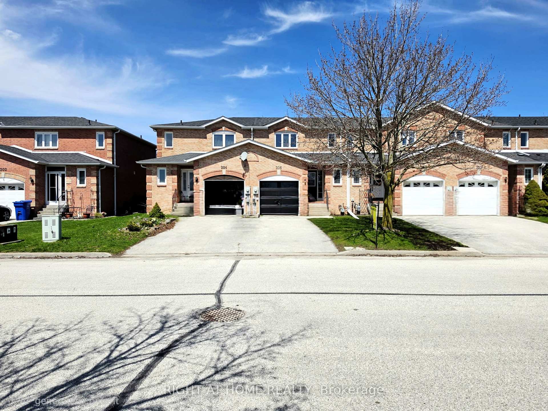 206 Fairwood Drive, Georgina — photo 2 of 5