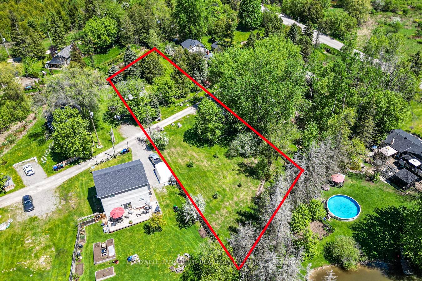 8480 Nottawasaga River Road, Adjala-Tosorontio — photo 2 of 5