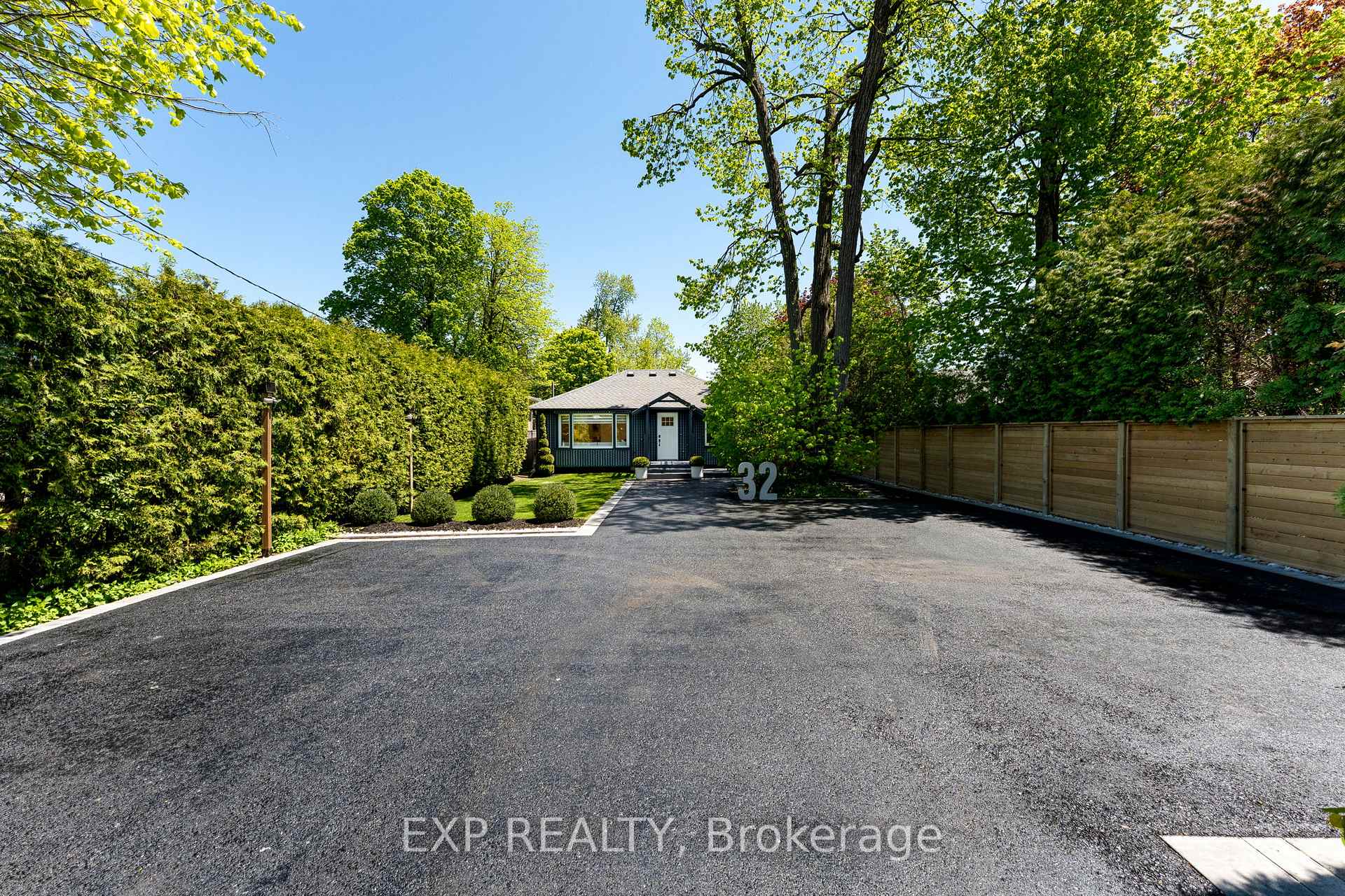 32 Farley Circle, Georgina — photo 5 of 5