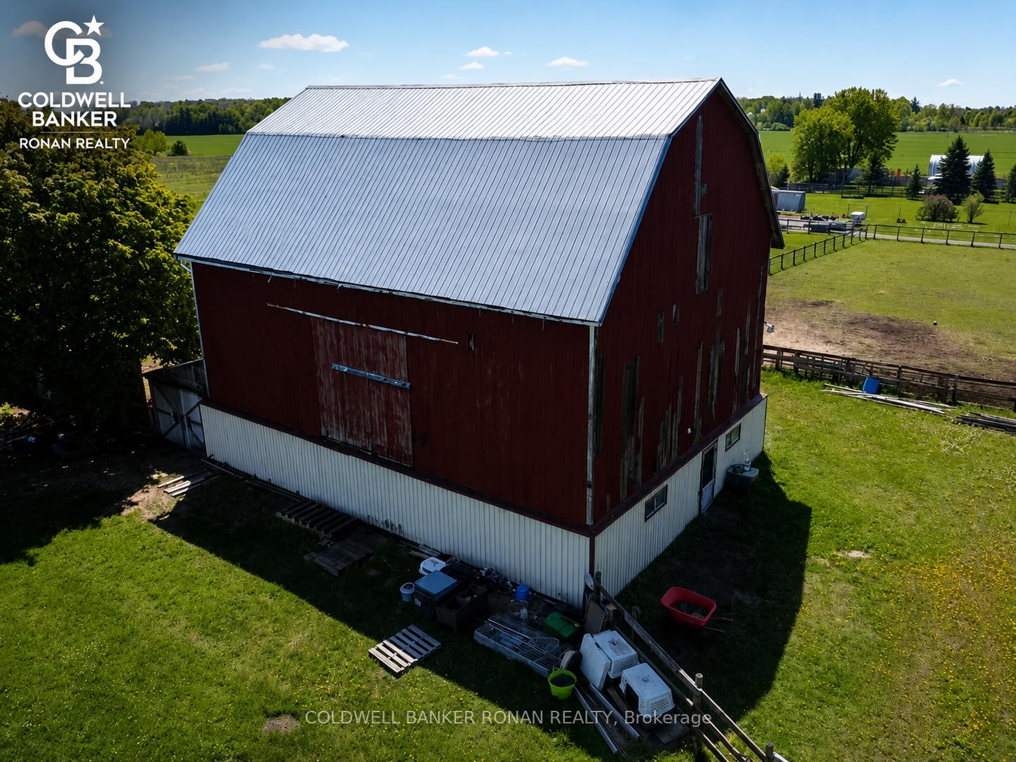 6703 Pine Plains Road E, Adjala-Tosorontio — photo 3 of 5