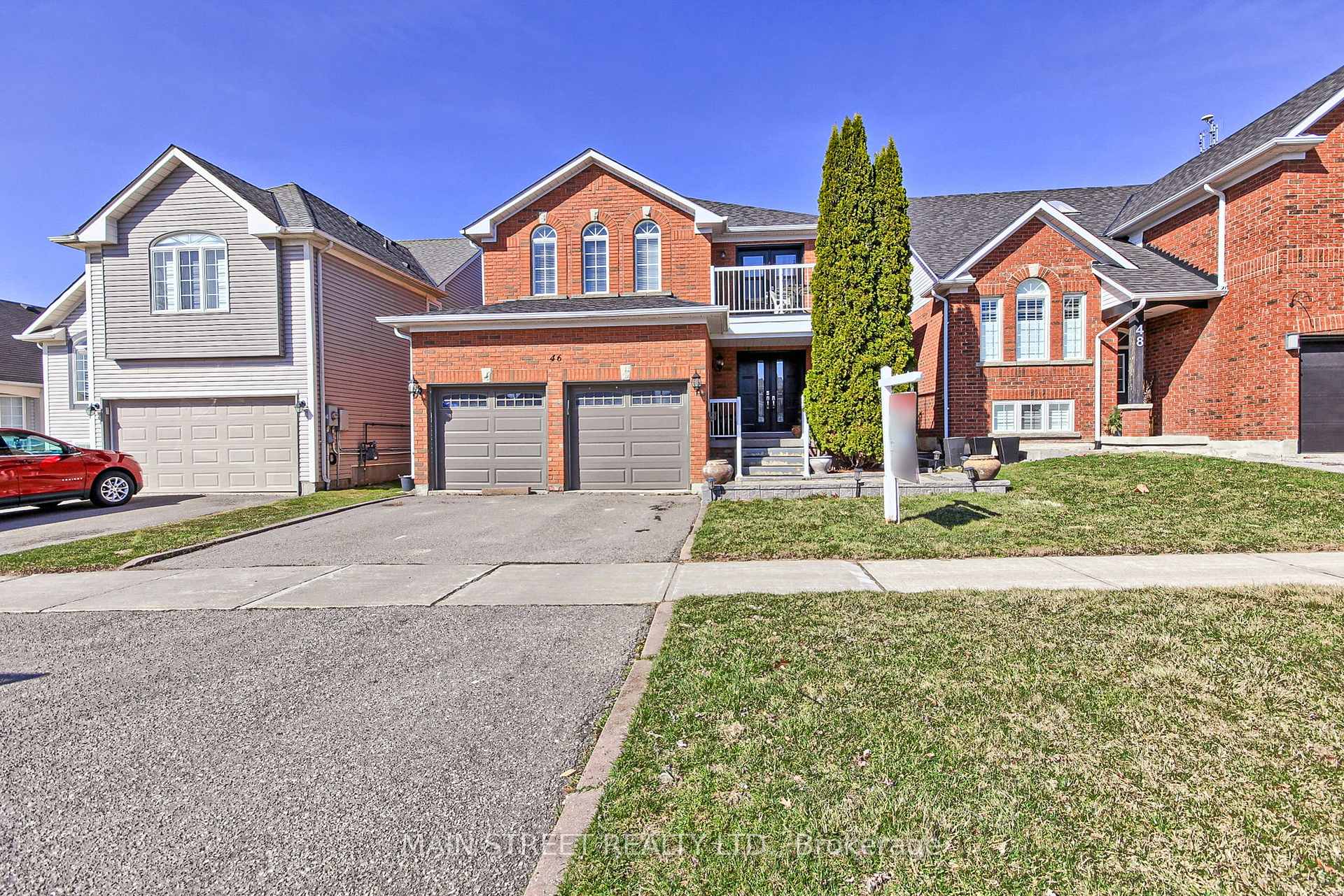 46 Silverstone Crescent, Georgina — photo 3 of 5