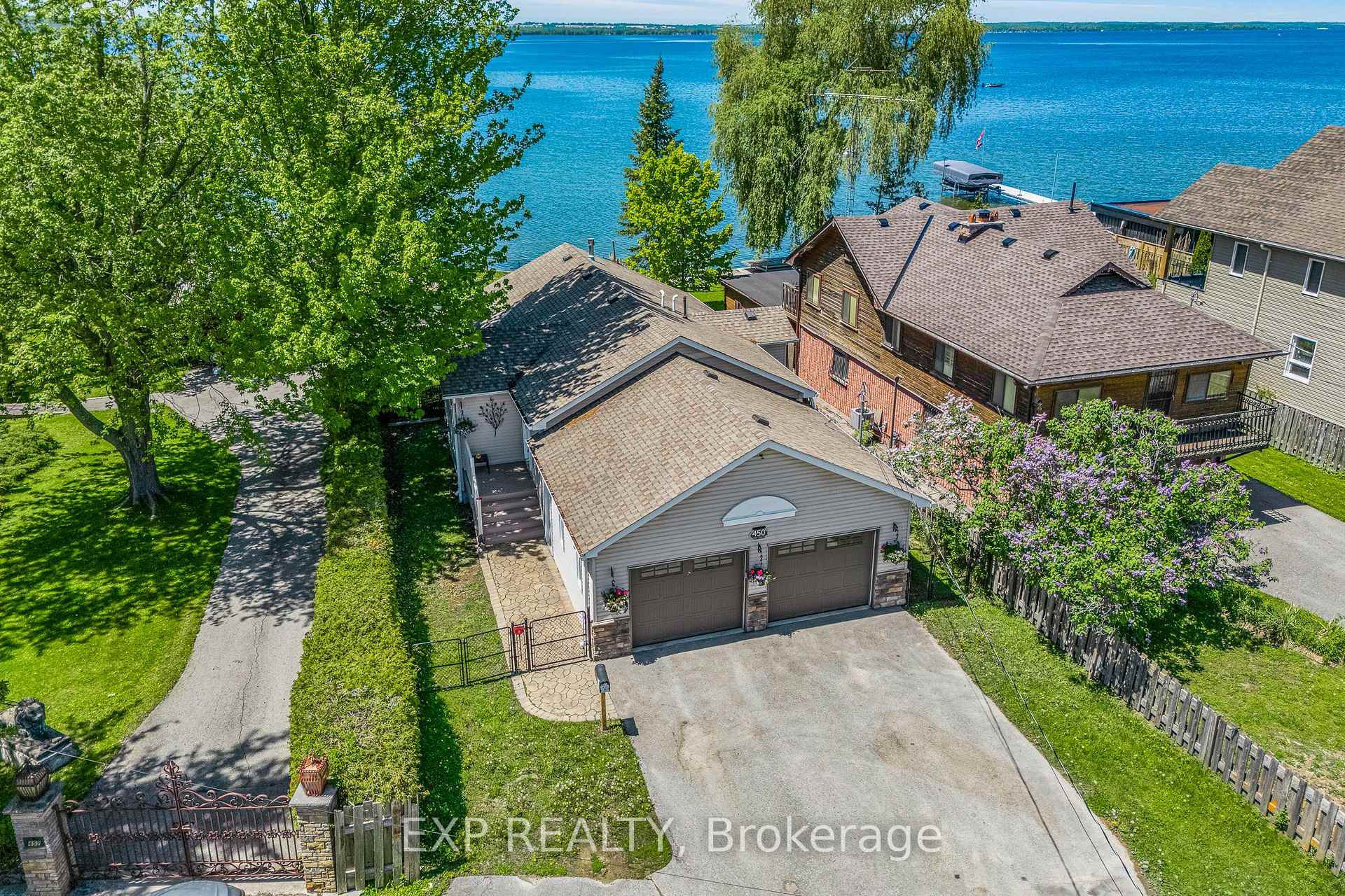 450 Lake Drive S, Georgina — photo 3 of 5