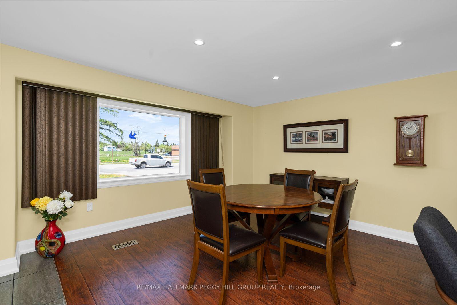 8001 Yonge Street, Innisfil — photo 4 of 5