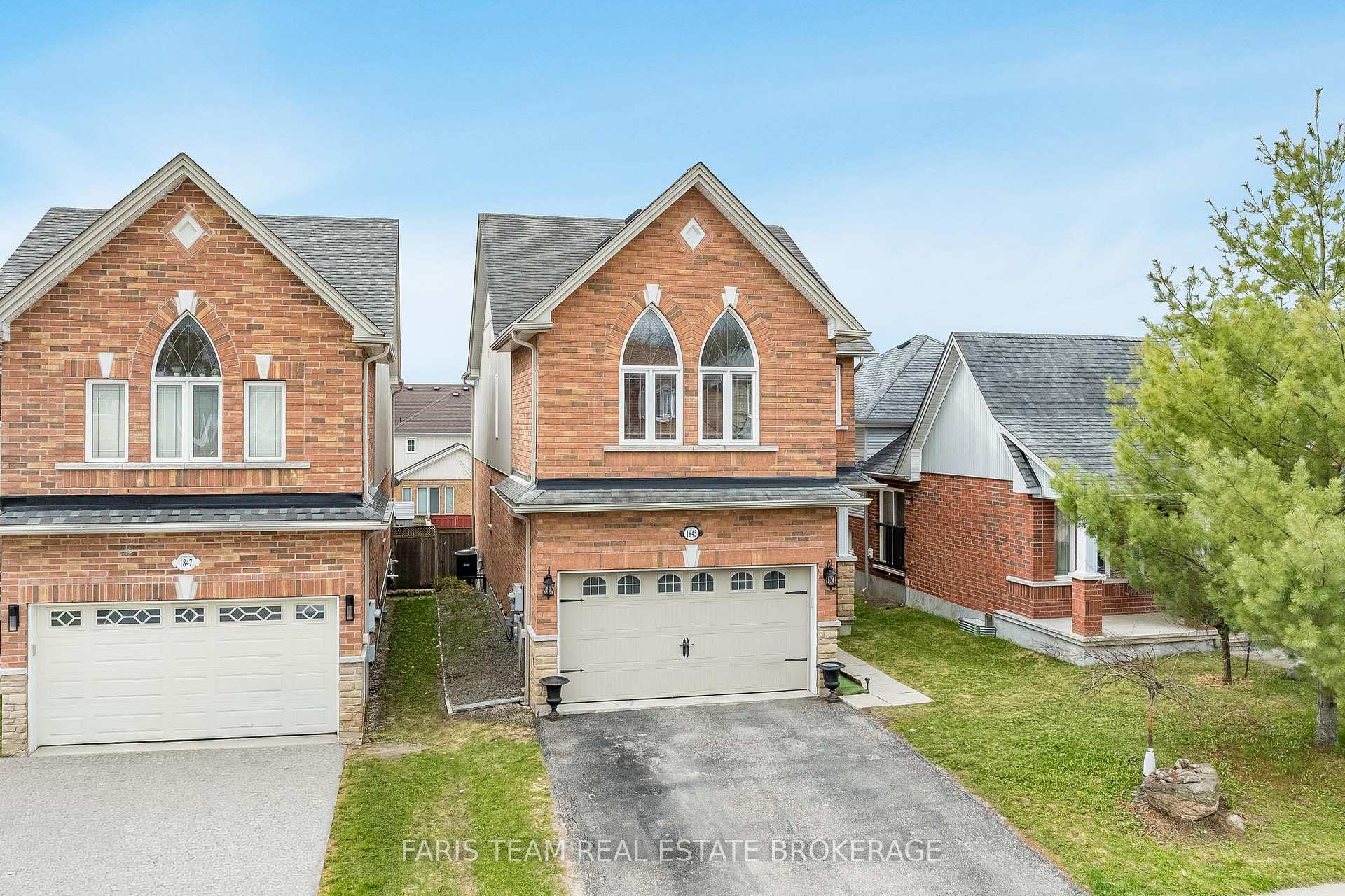 1845 Lamstone Street, Innisfil — photo 3 of 5