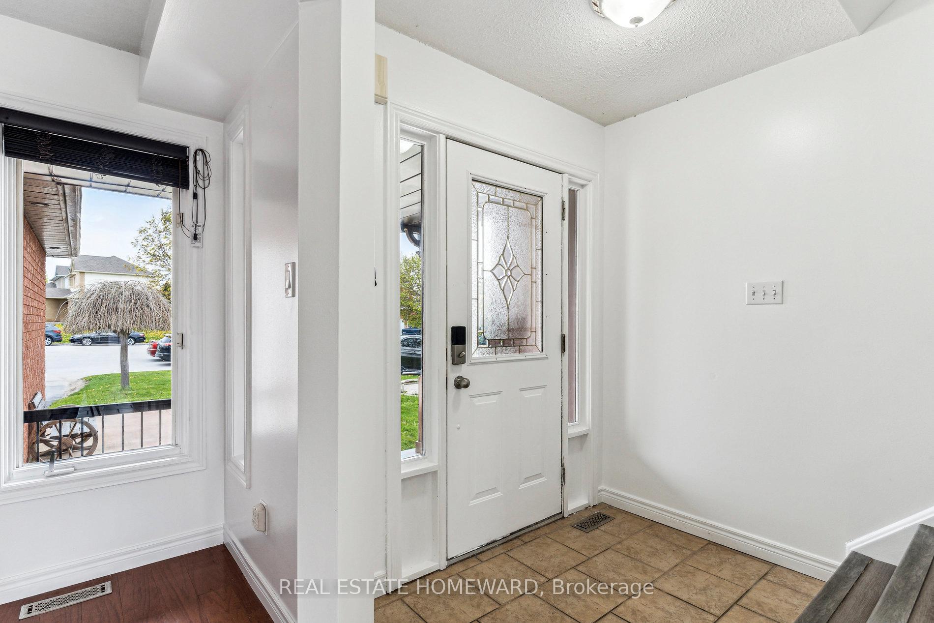 1117 Ashley Court, Innisfil — photo 5 of 5