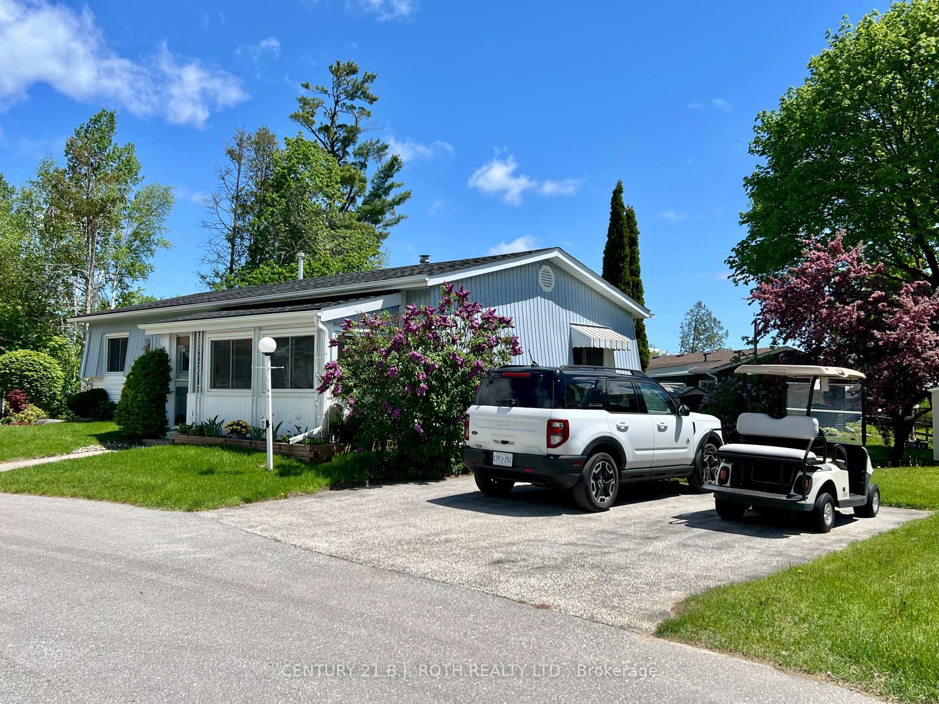 1 Nectarine Court, Innisfil, ON L9S 1M4 — Innisfil, Ontario