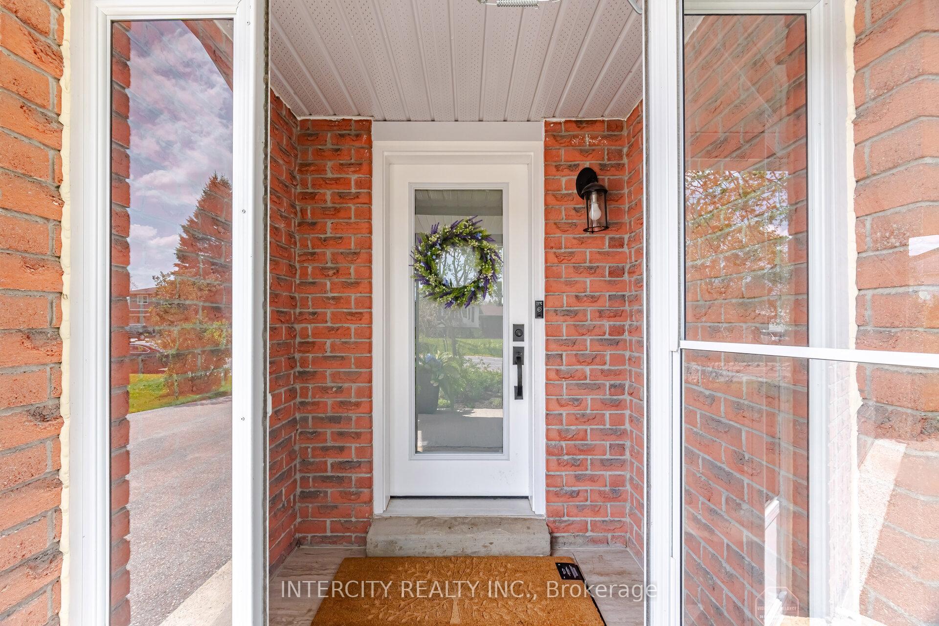 2262 Webb Street, Innisfil — photo 4 of 5