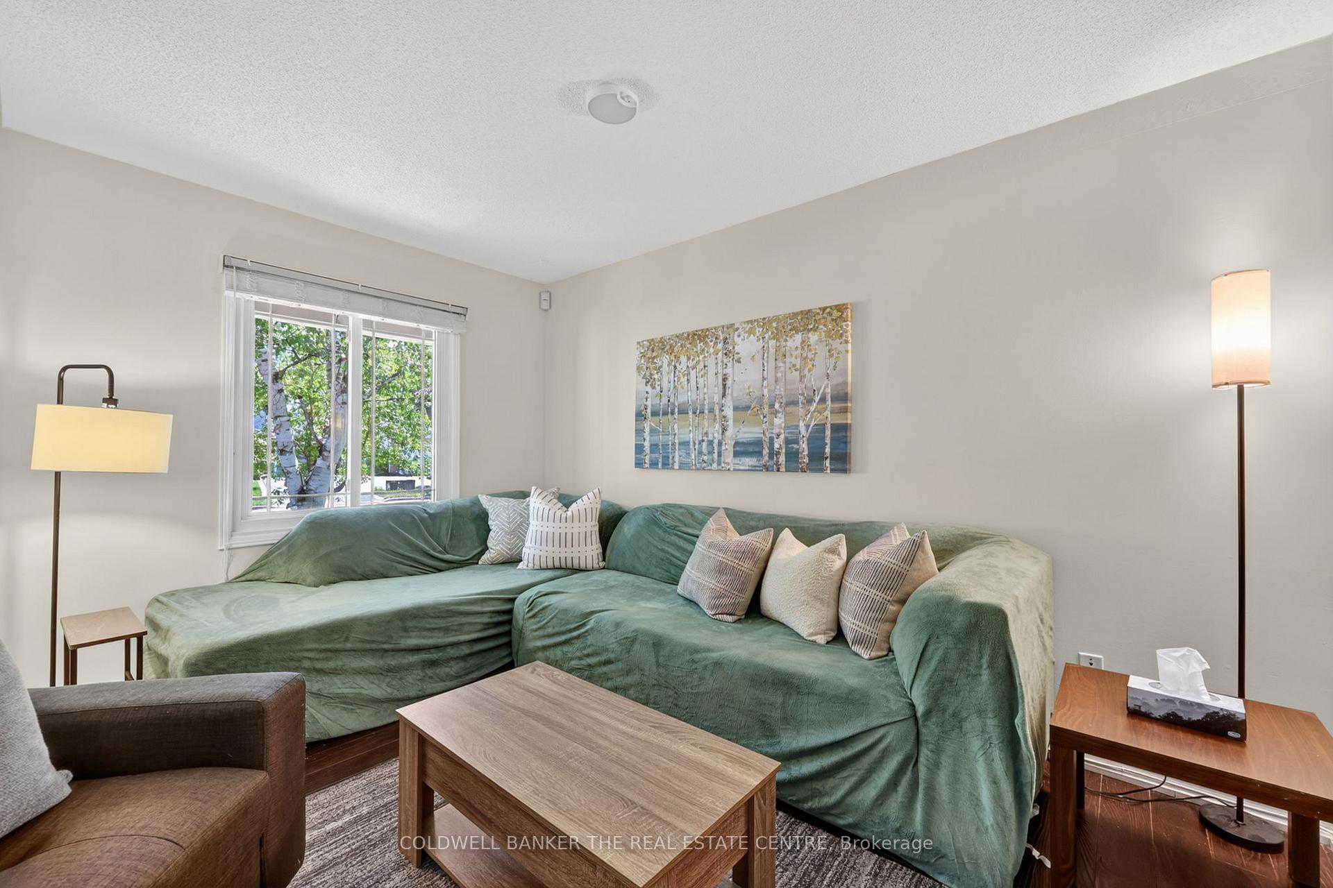 990 Anna Maria Avenue, Innisfil — photo 5 of 5