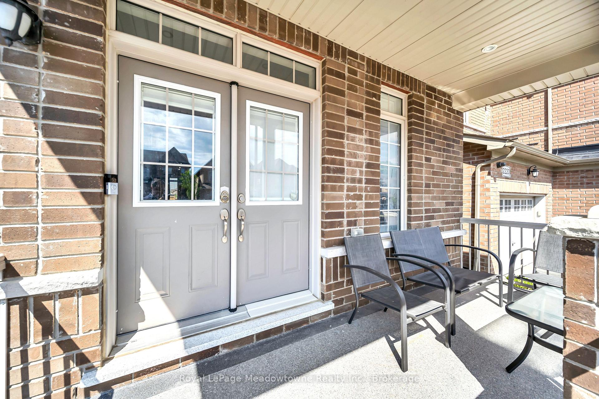 2218 Lozenby Street, Innisfil — photo 3 of 5