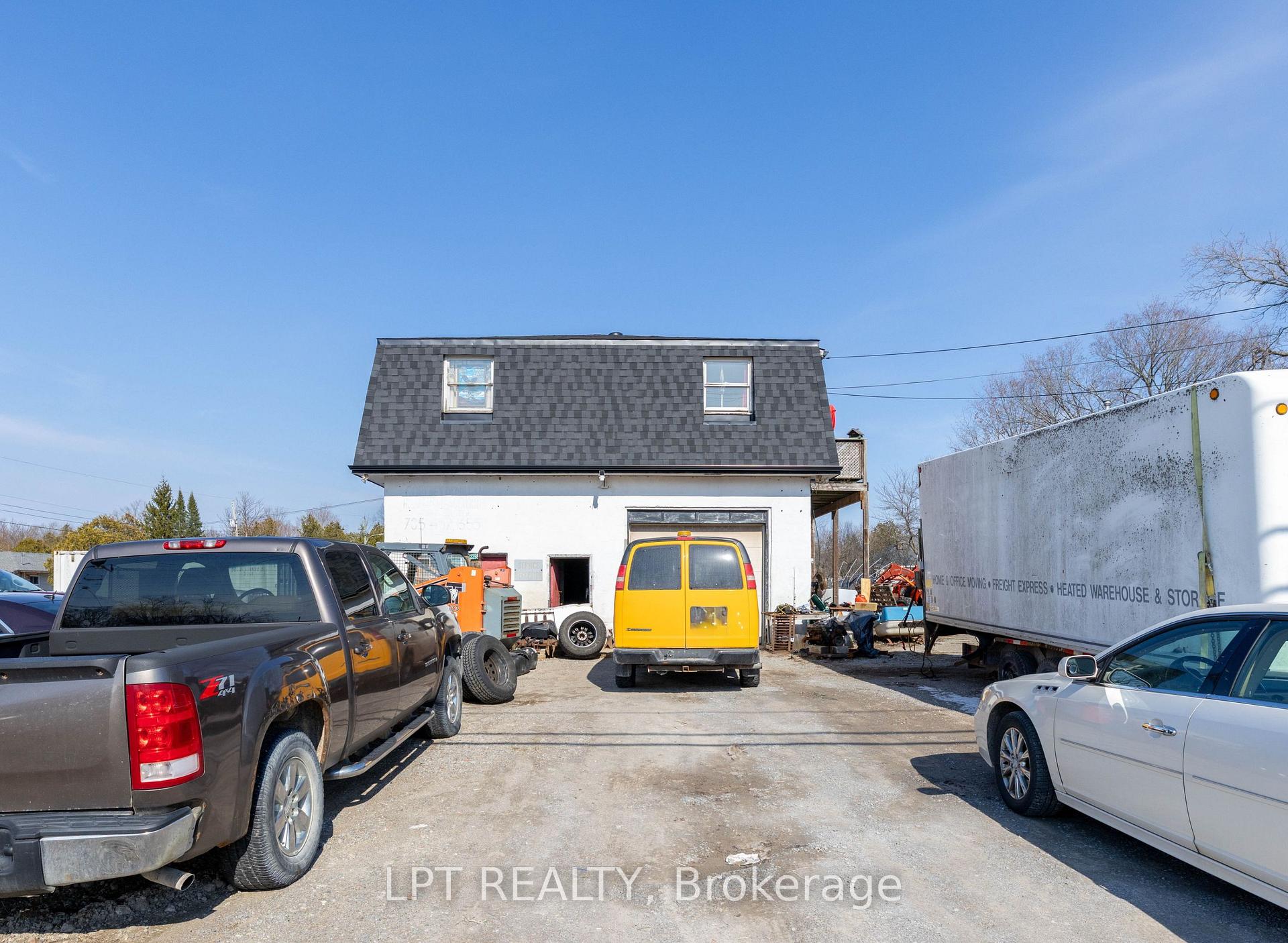 22985 Lakeridge Road, Brock — photo 4 of 5