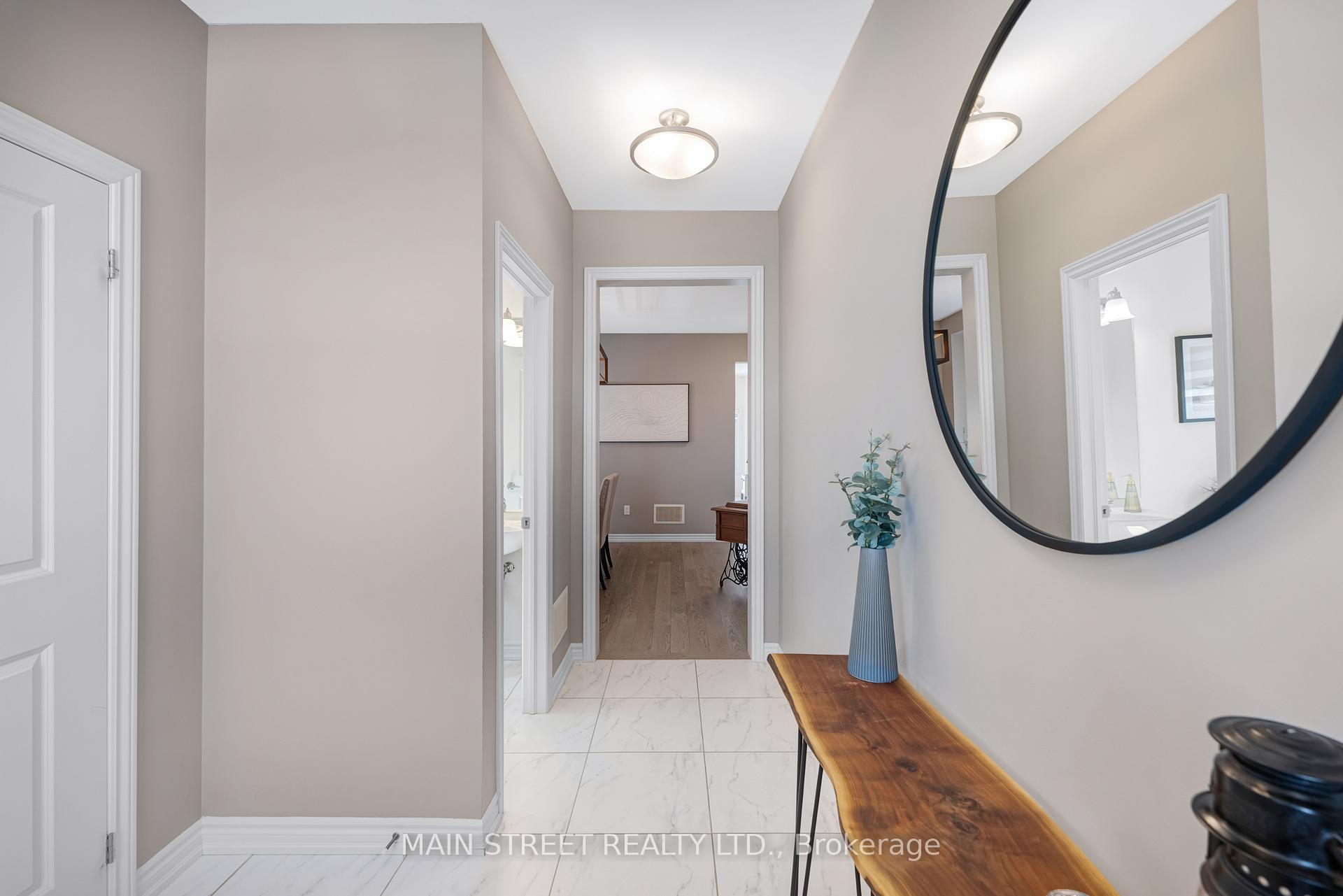1518 Emberton Way, Innisfil — photo 2 of 5