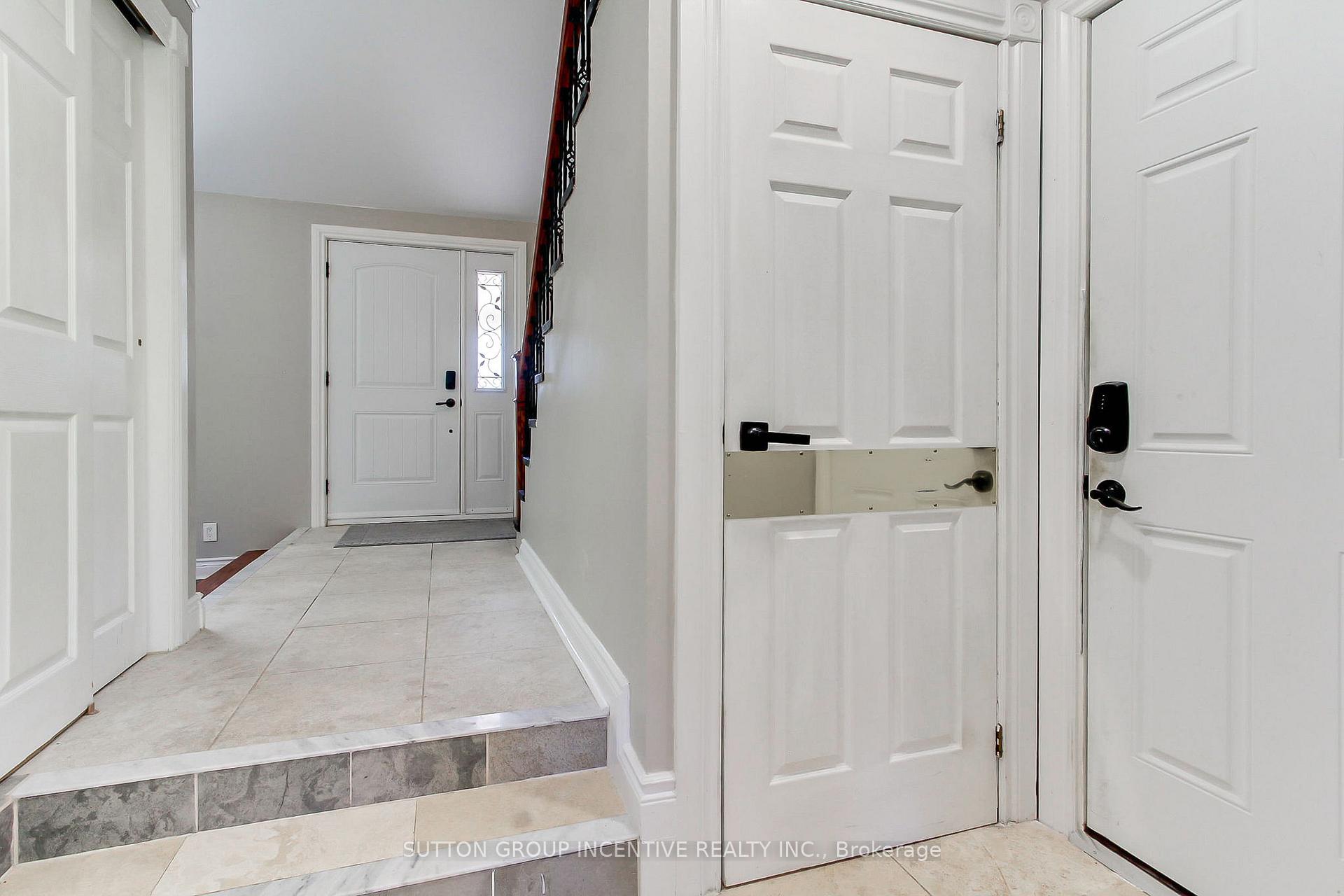 6028 Old Homestead Road, Georgina — photo 5 of 5