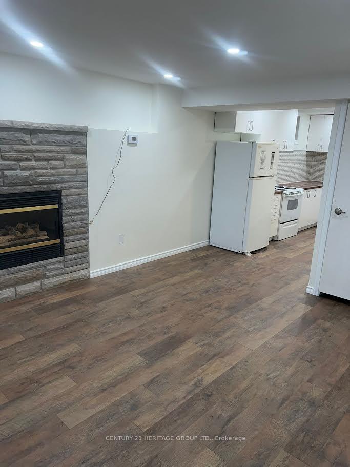 154 Oakcrest Drive Bsmt, Georgina — photo 5 of 5