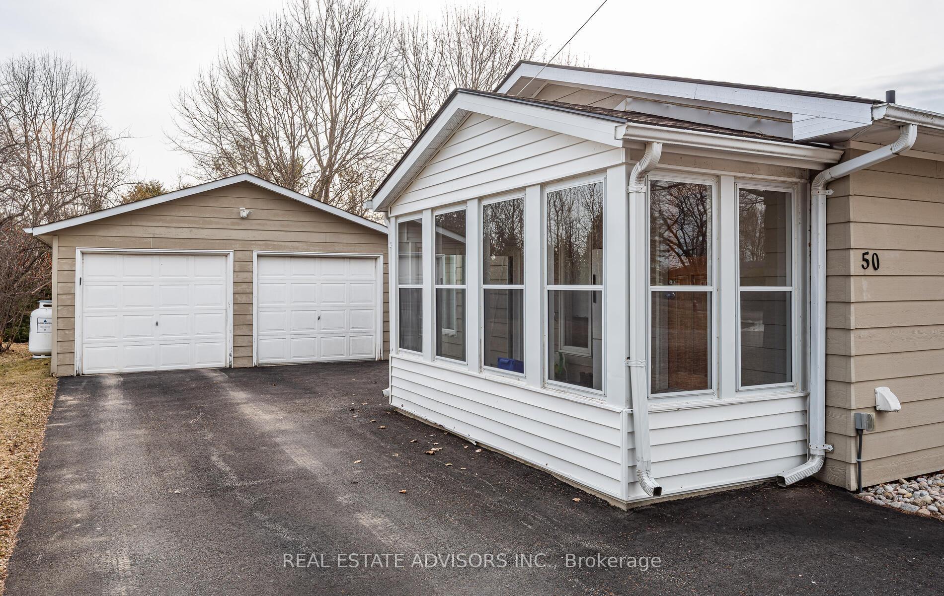 50 Juno Crescent, Georgina — photo 2 of 5