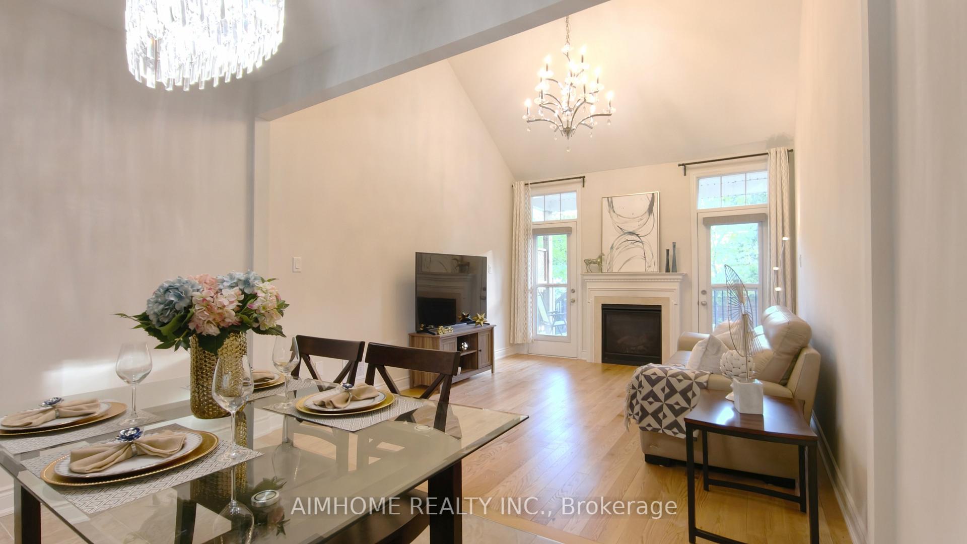 44 Courting House Place, Georgina — photo 3 of 5