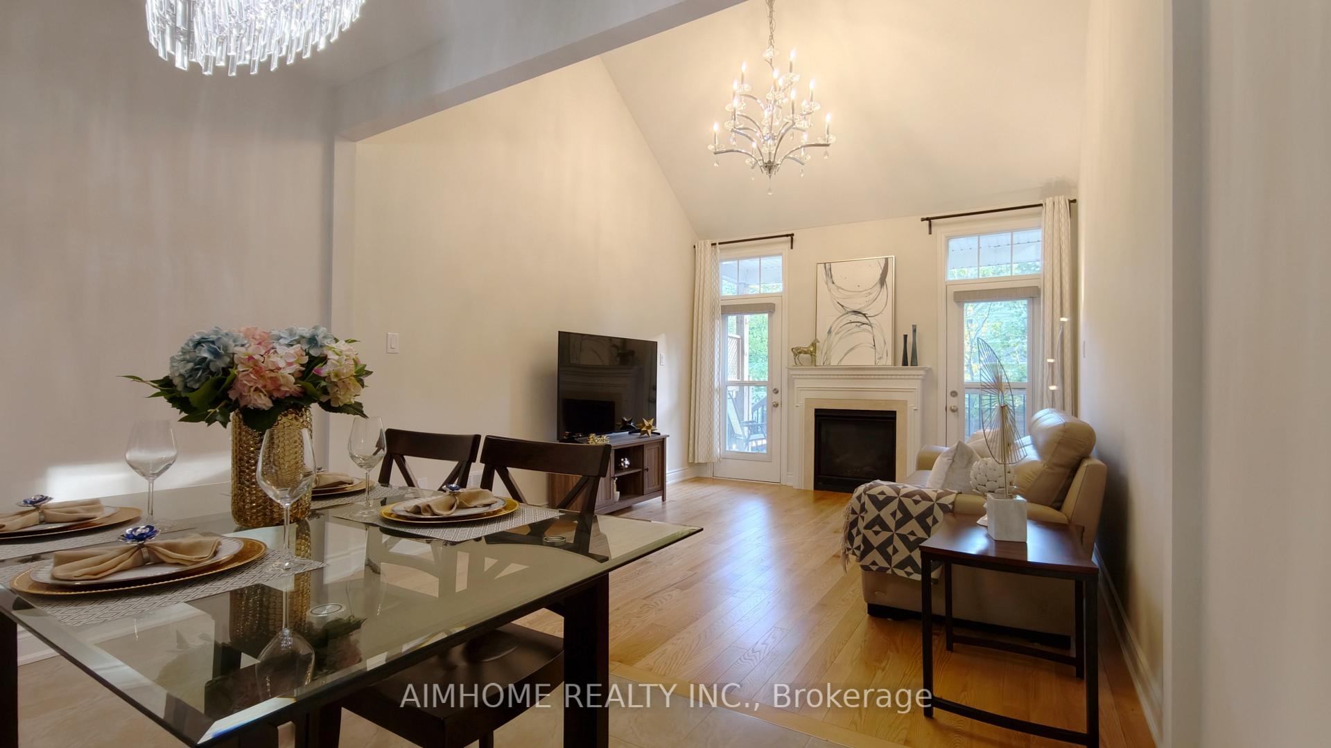 44 Courting House Place, Georgina — photo 4 of 5