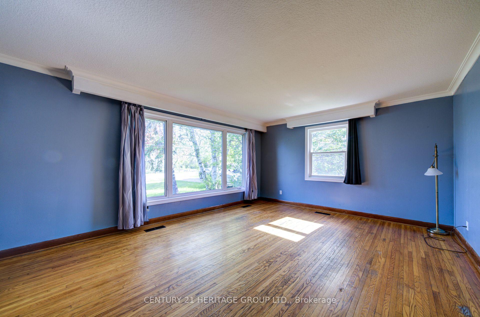 1654 Metro Road N, Georgina — photo 4 of 5