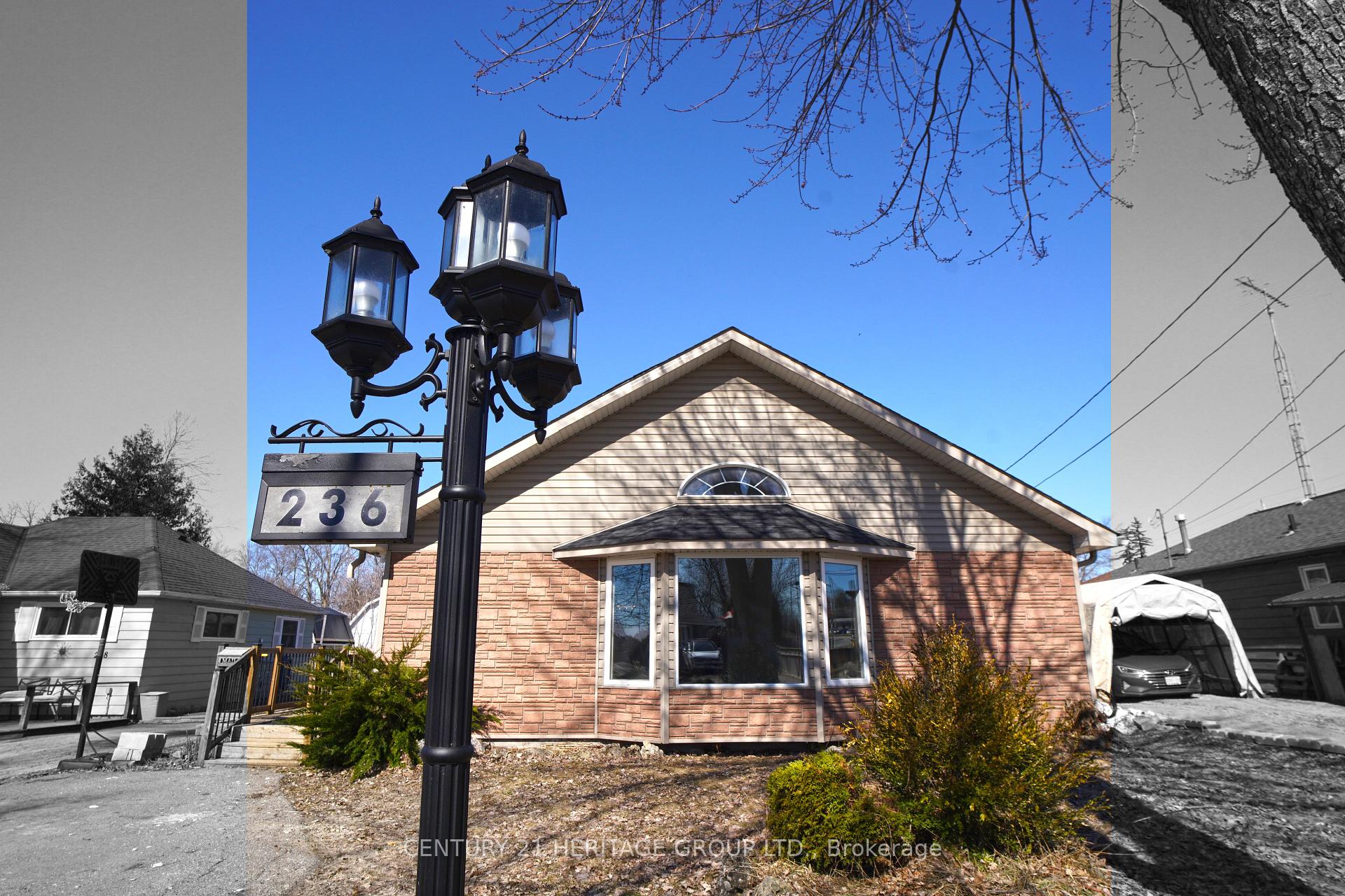 236 Simcoe Avenue, Georgina — photo 4 of 5