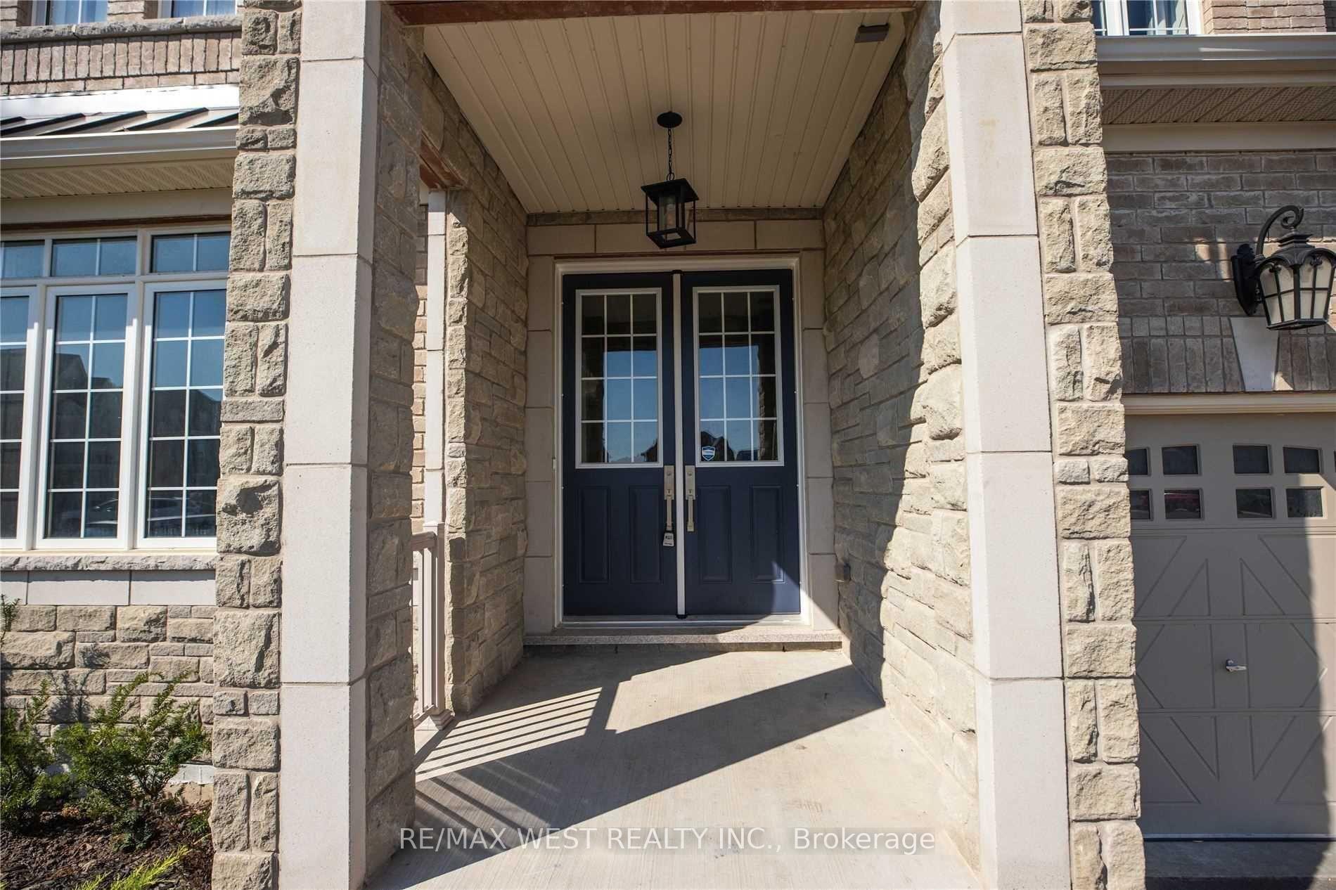 1430 Simpkin Road, Innisfil — photo 2 of 5