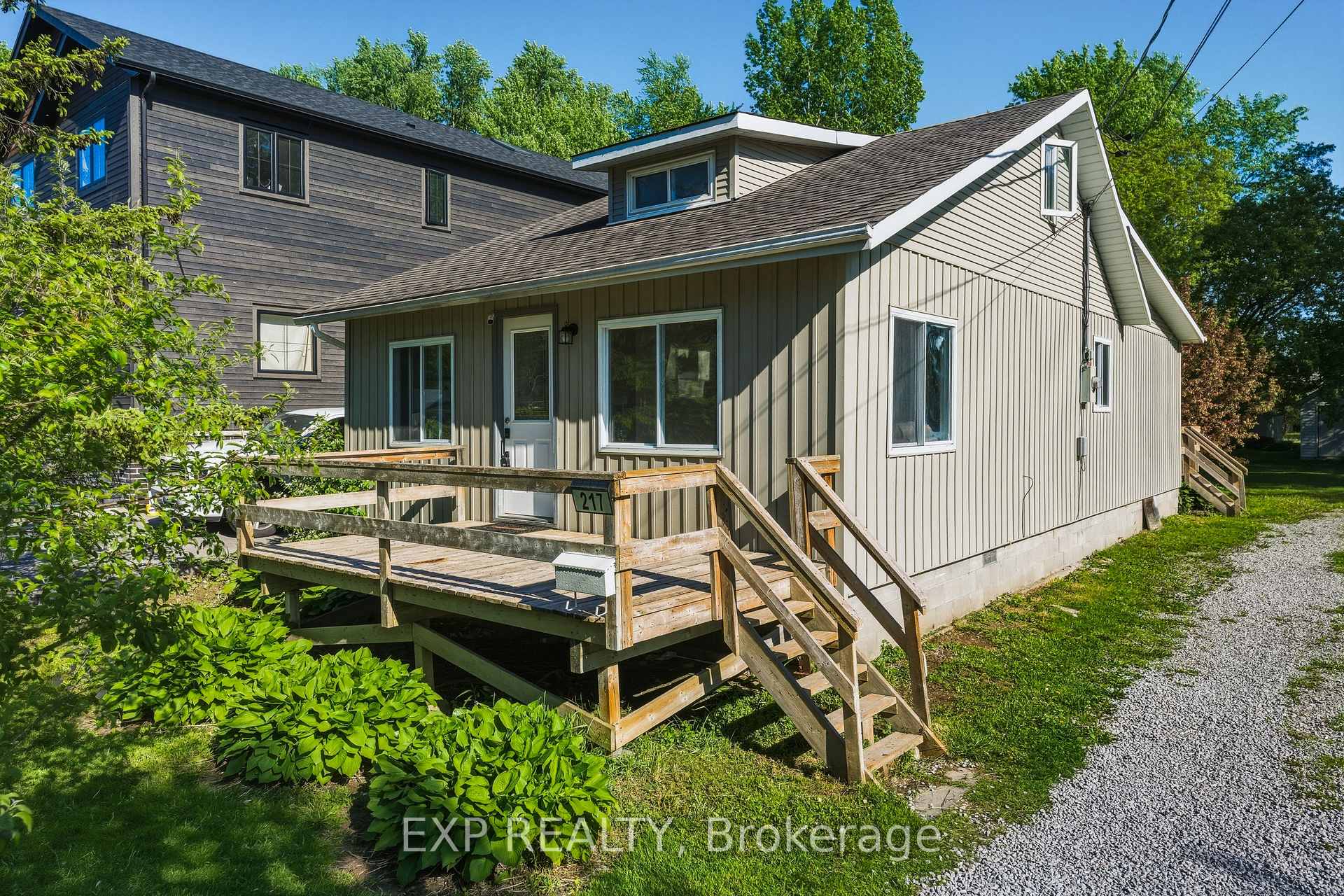 217 Bayview Avenue, Georgina, ON L4P 2T3 — Georgina, Ontario