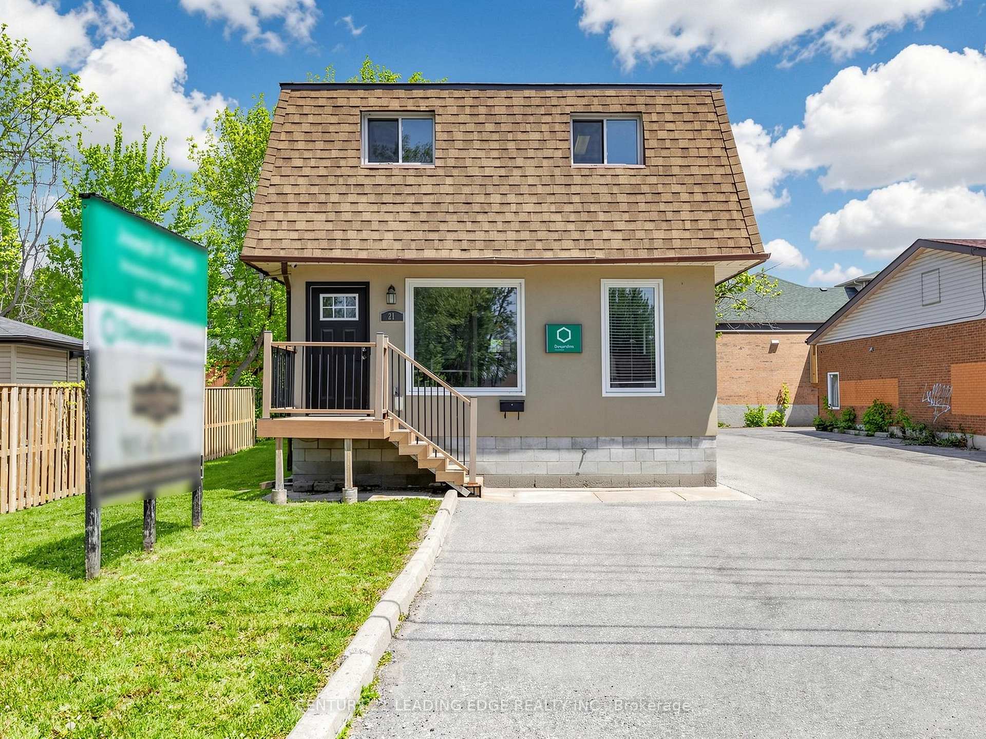 21 Metro Road S, Georgina — photo 2 of 5