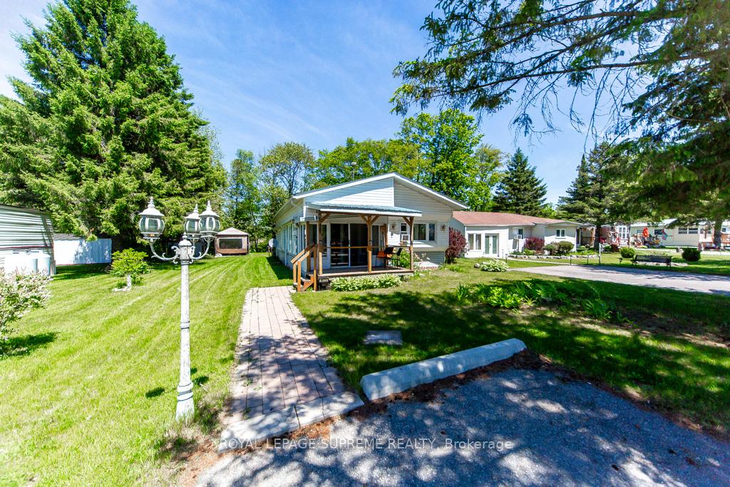 285 Crydermans Side Road 408, Georgina — photo 2 of 5