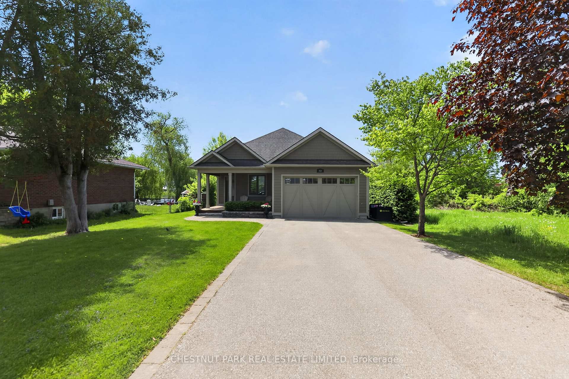153 Riveredge Drive, Georgina — photo 2 of 5
