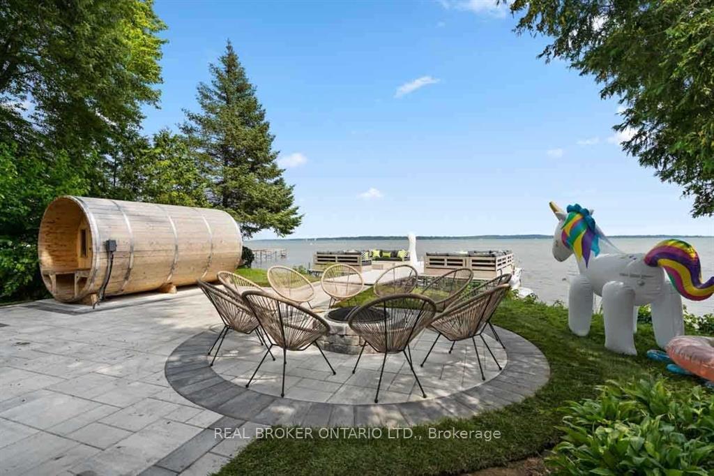 943 Barry Avenue, Innisfil — photo 5 of 5