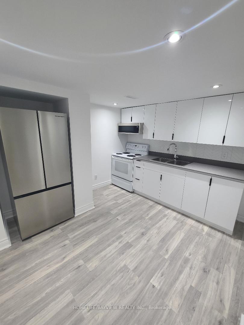 26 Millcroft Way (Bsmnt), Vaughan, ON L4J 6P1