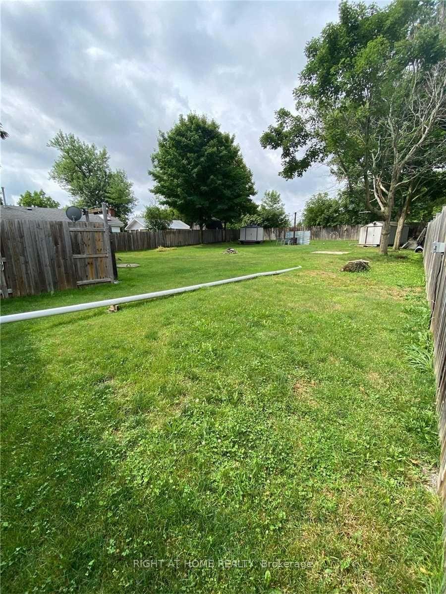 7870 Yonge Street, Innisfil — photo 2 of 5