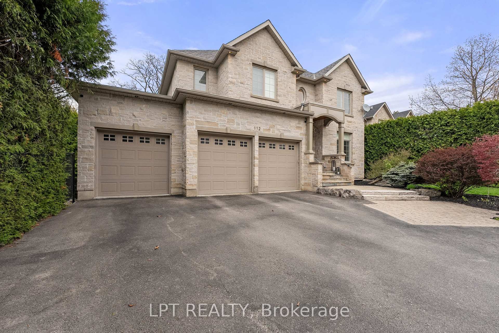 residential Property Image no.1