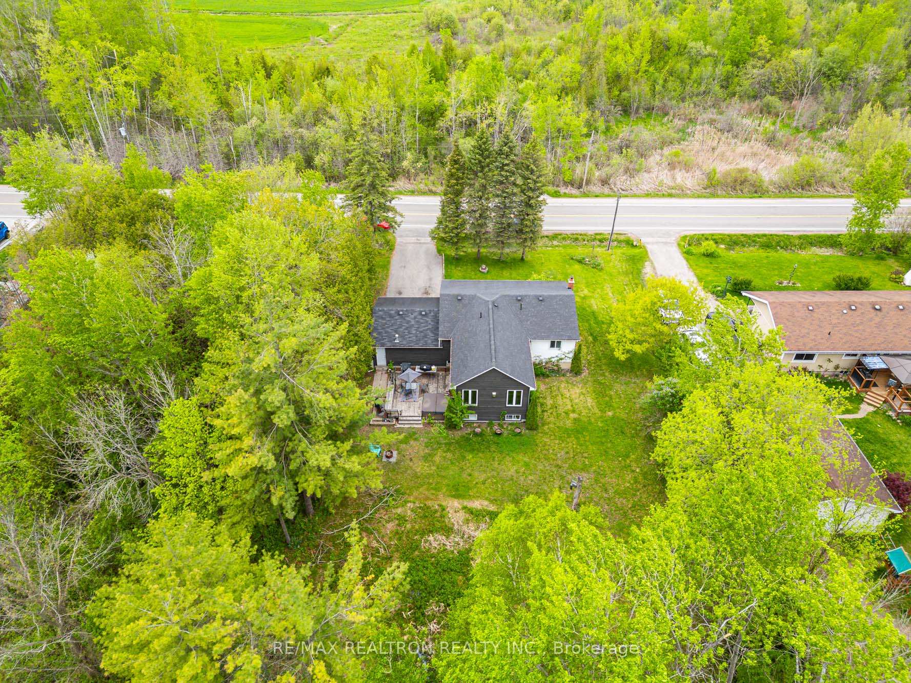 1147 Belle Aire Beach Road, Innisfil — photo 4 of 5