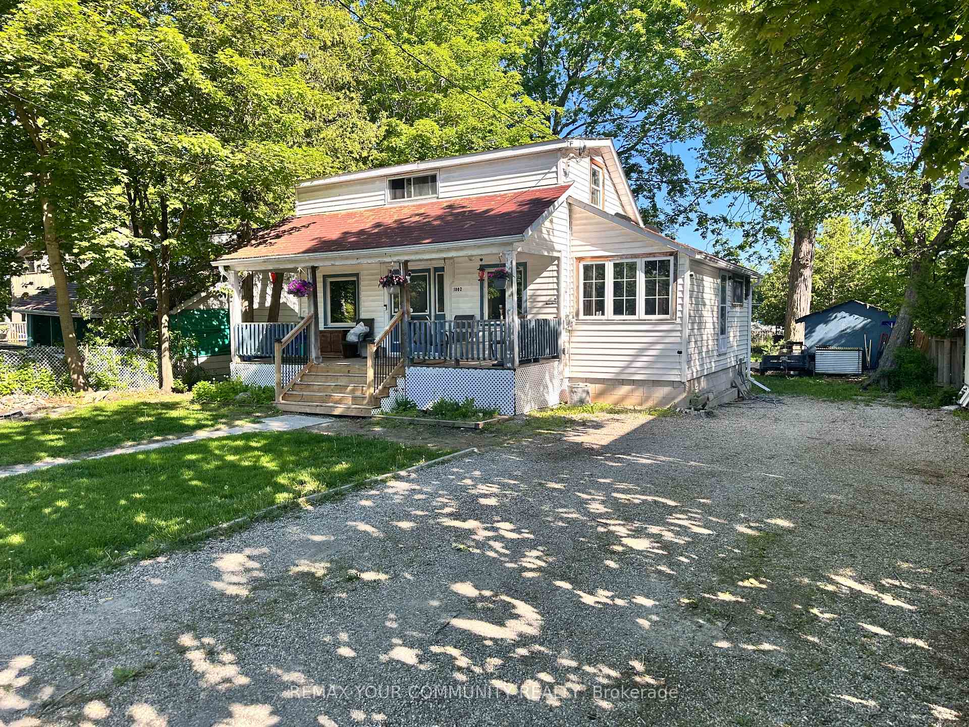 1002 Lake Drive E, Georgina, ON L0E 1L0 — Georgina, Ontario