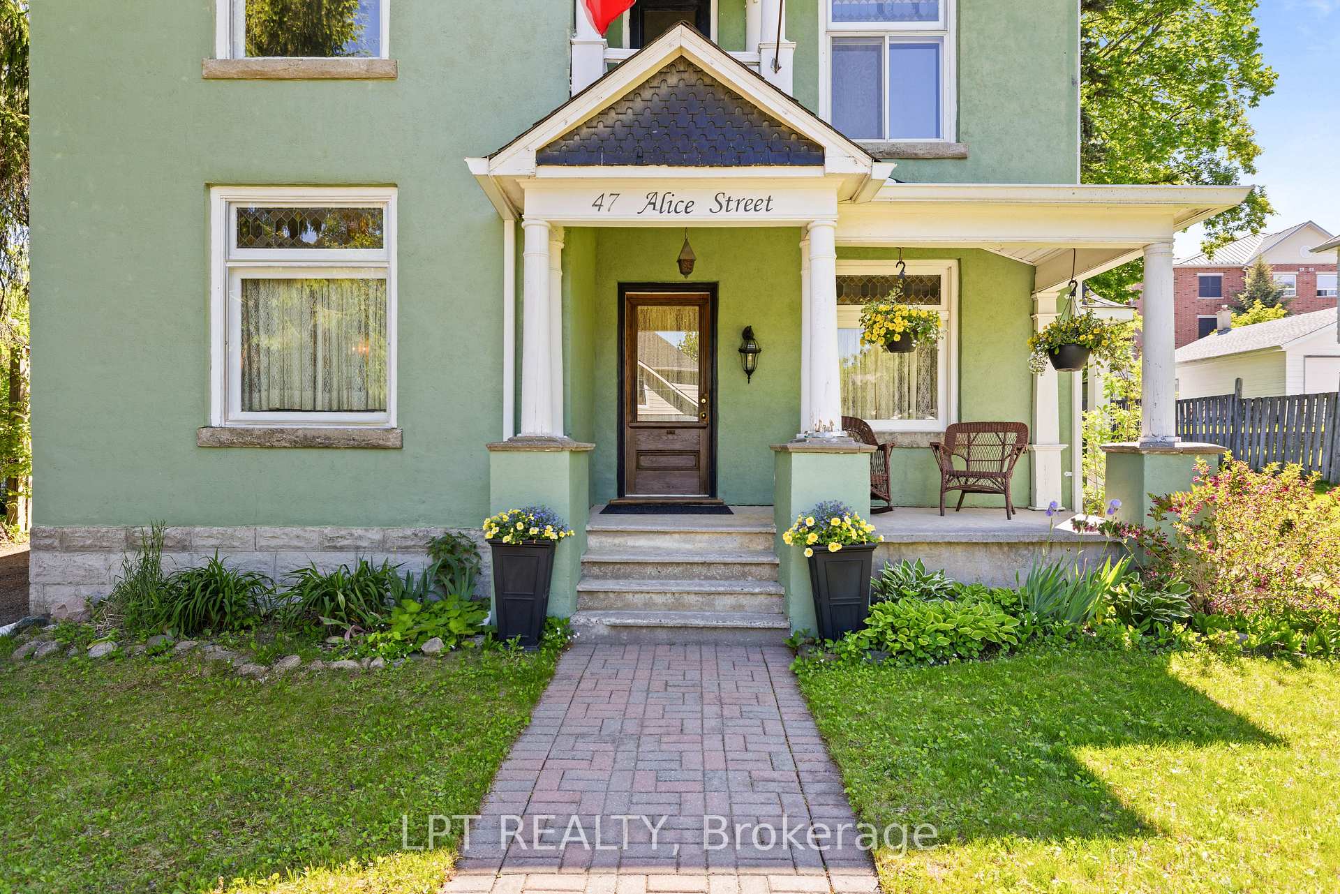 residential Property Image no.1