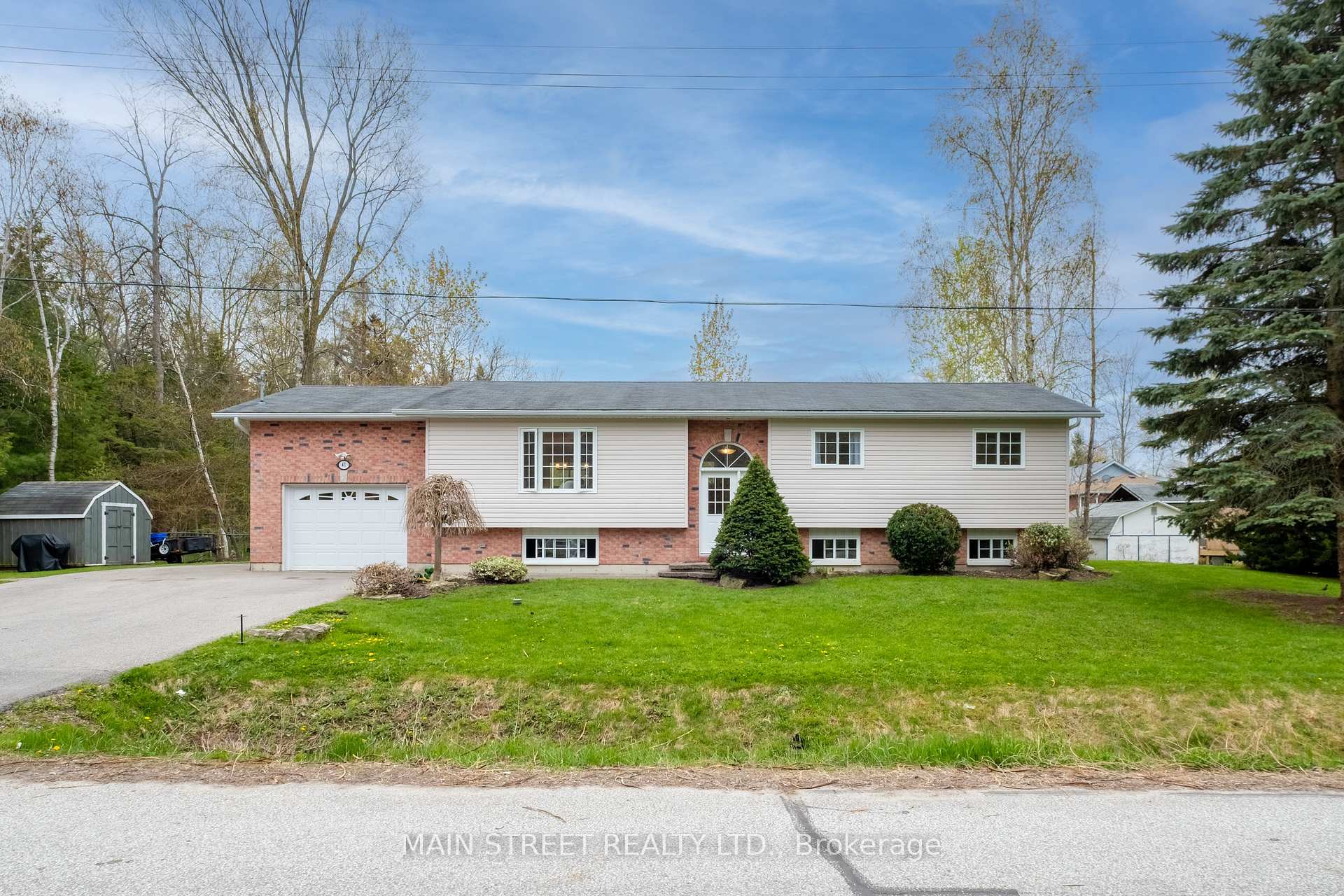 41 Bedford Road, Georgina, ON L0E 1R0 — Georgina, Ontario