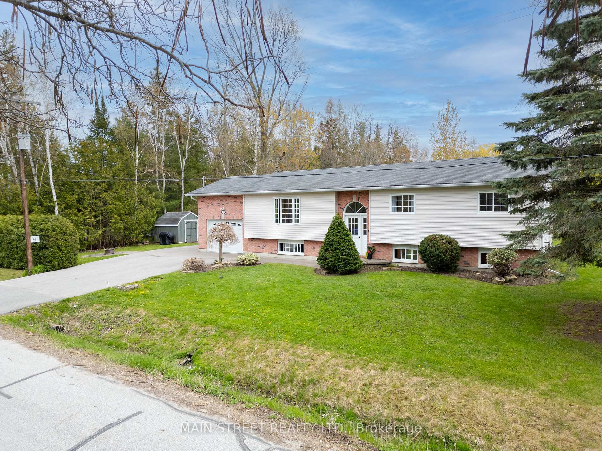 41 Bedford Road, Georgina — photo 3 of 5