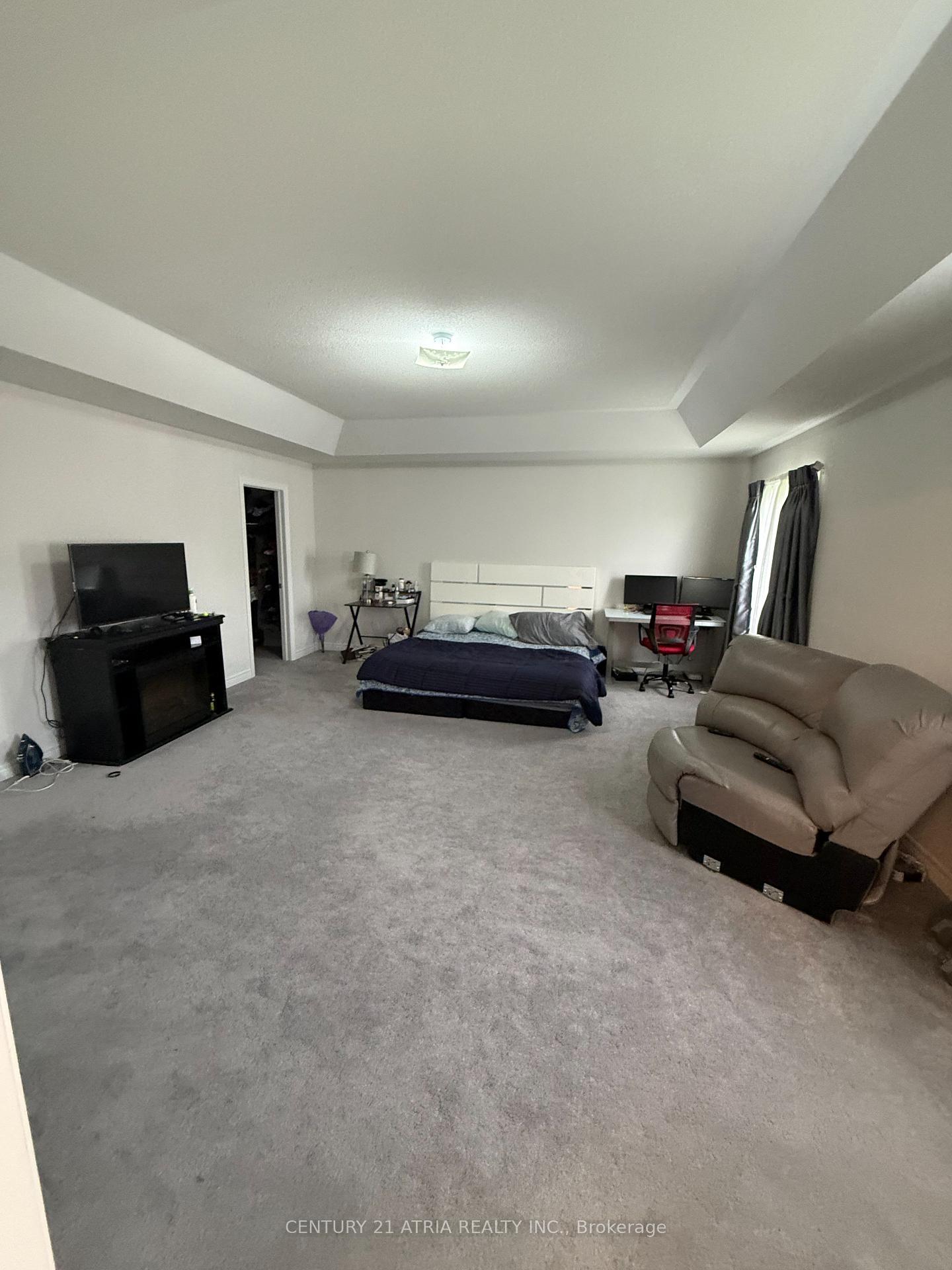 1469 Davis Loop, Innisfil — photo 4 of 5