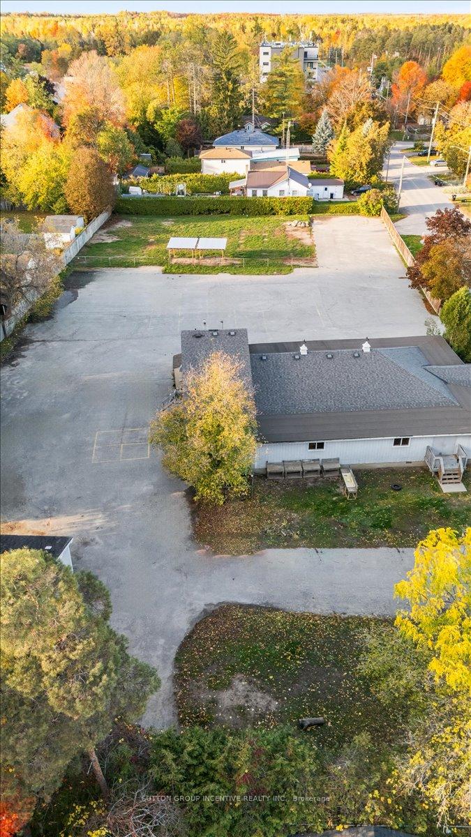 2044 25th Side Road, Innisfil — photo 2 of 5