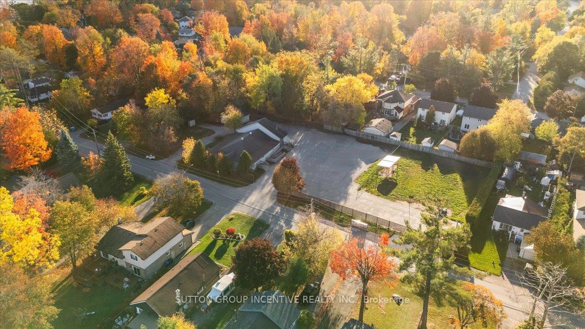 2044 25th Side Road, Innisfil — photo 3 of 5