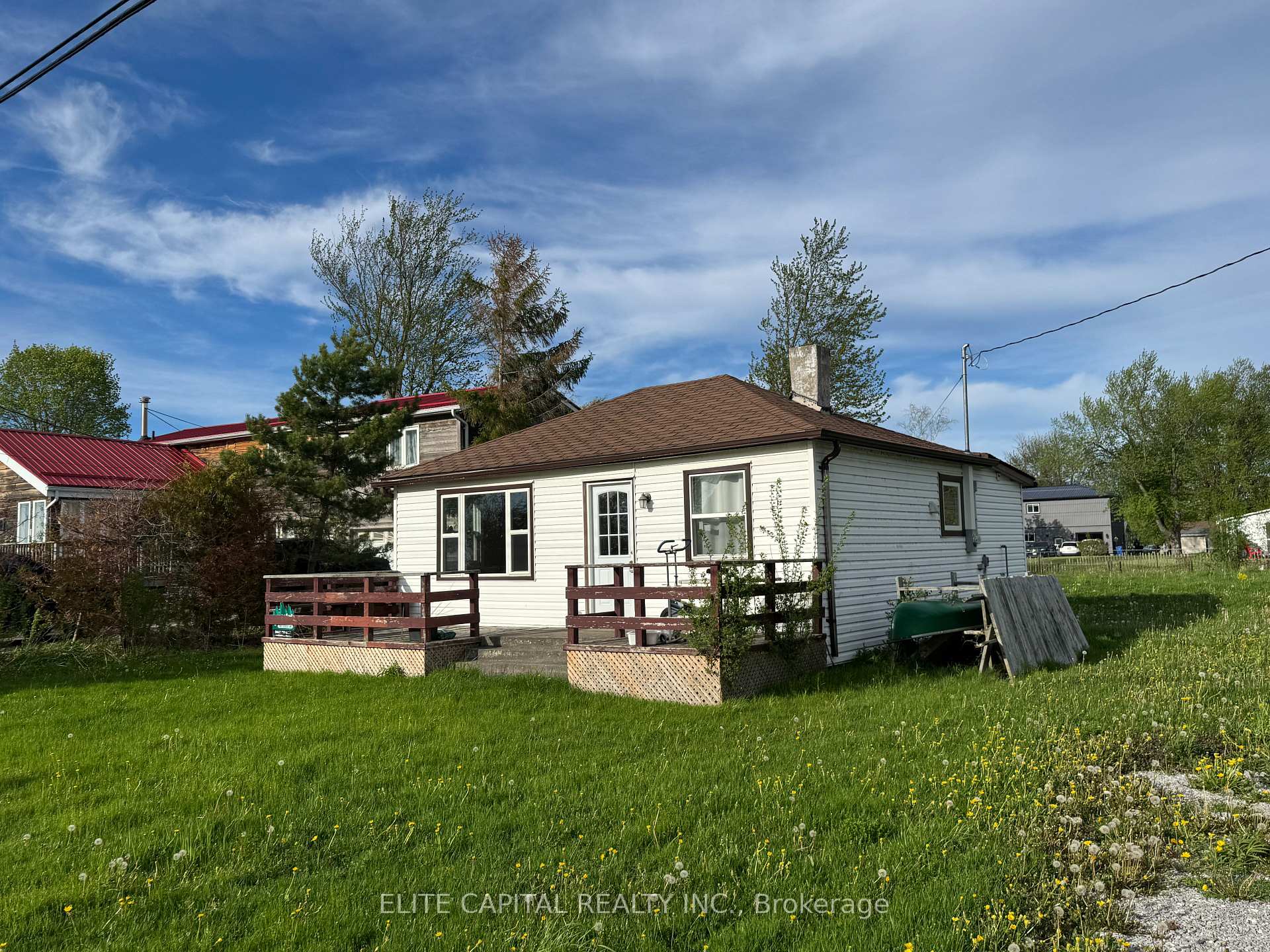 9 Lambrook Drive, Georgina — photo 2 of 5